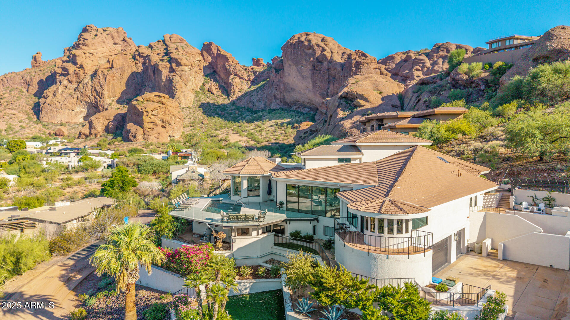 CAMELBACK HEIGHTS - Residential