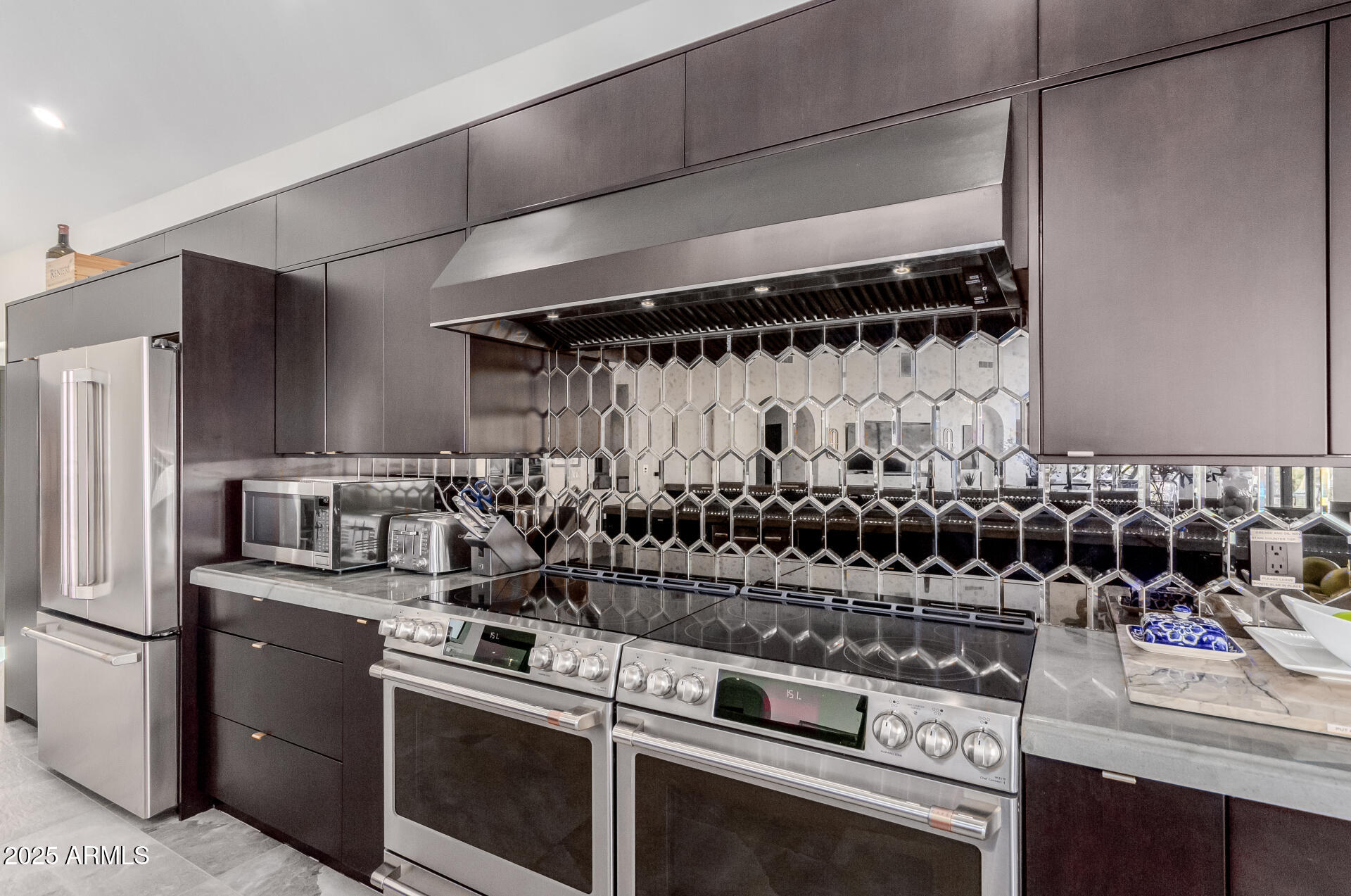 CAMELBACK HEIGHTS - Residential