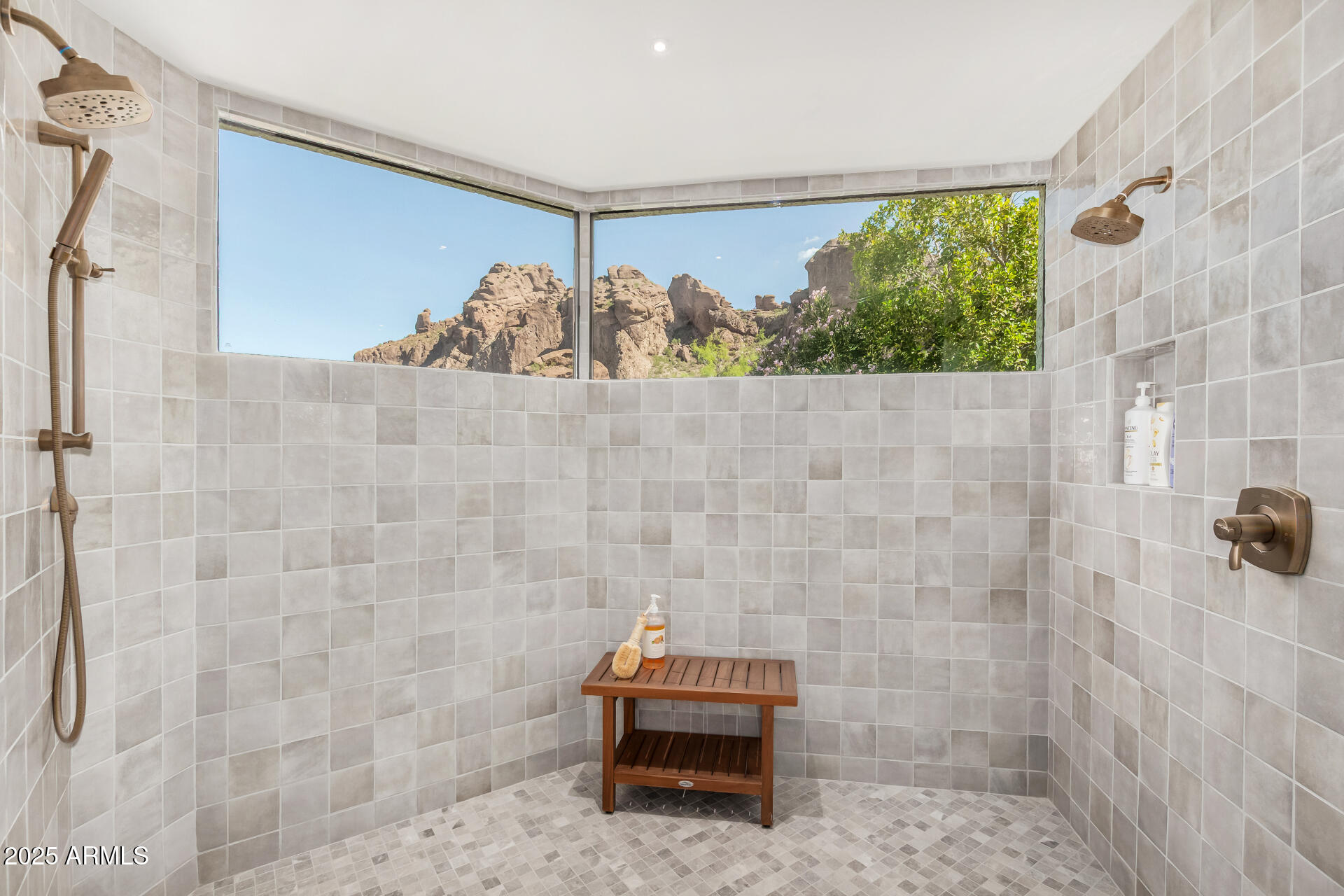 CAMELBACK HEIGHTS - Residential