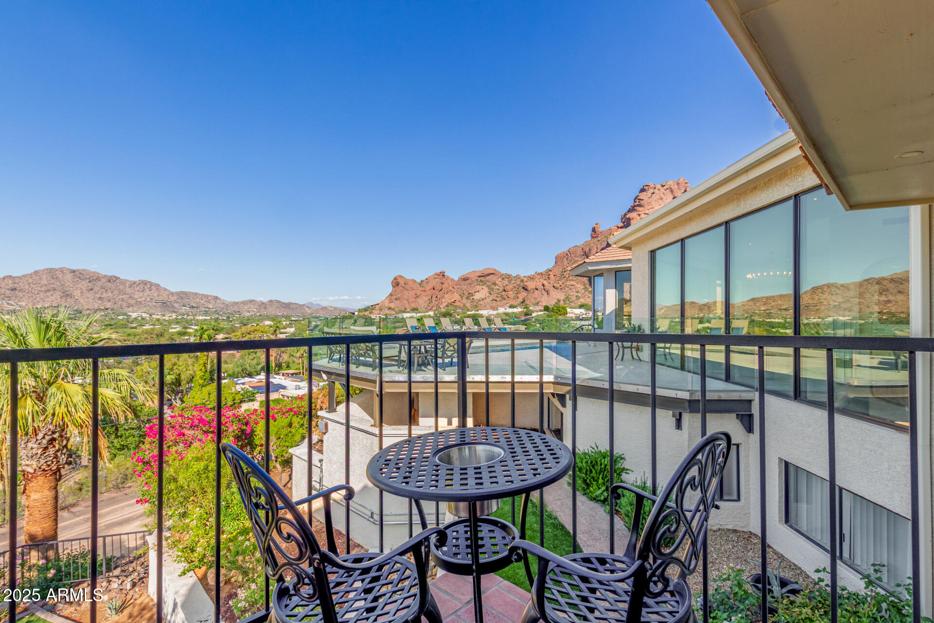 CAMELBACK HEIGHTS - Residential