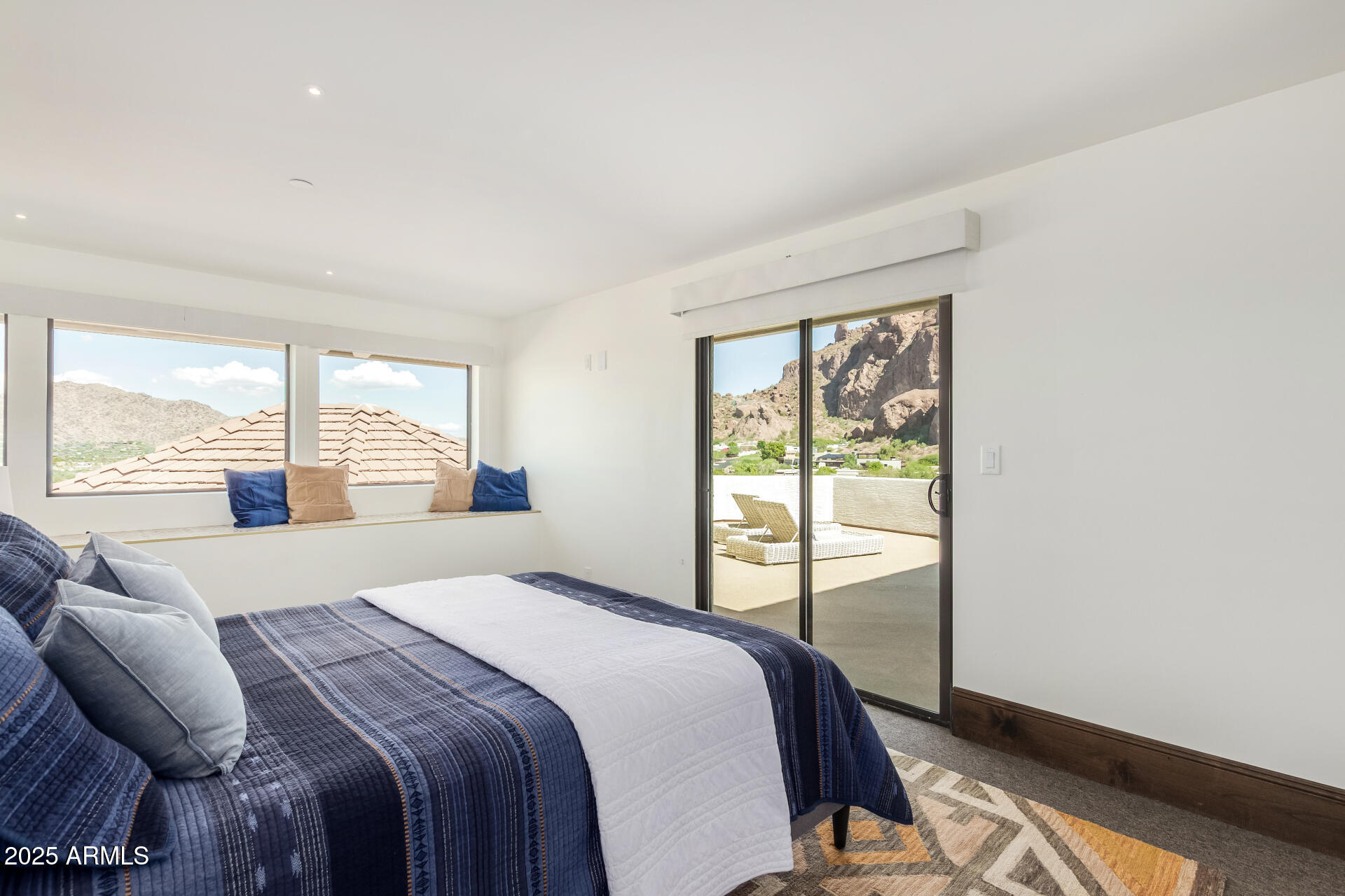 CAMELBACK HEIGHTS - Residential