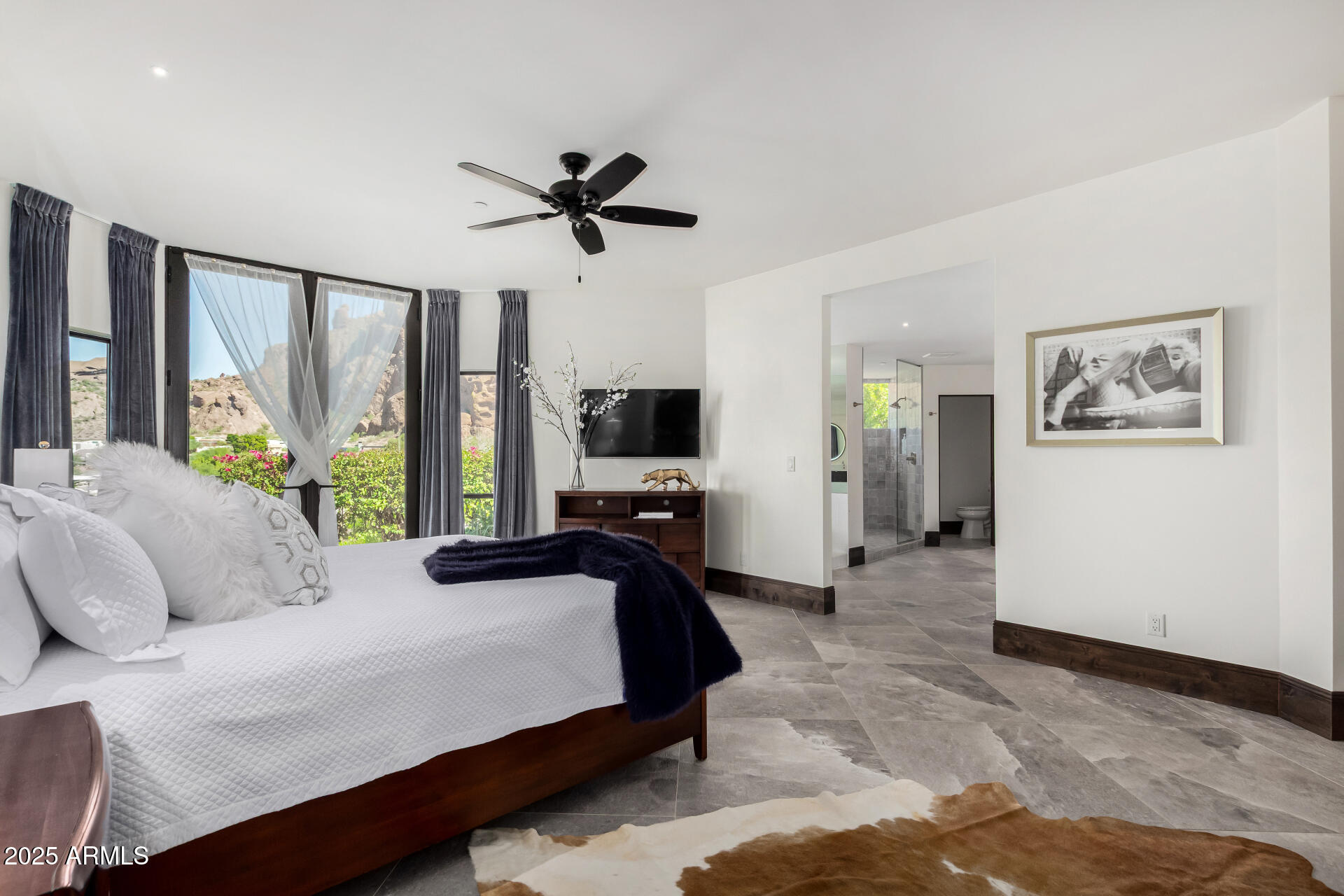 CAMELBACK HEIGHTS - Residential