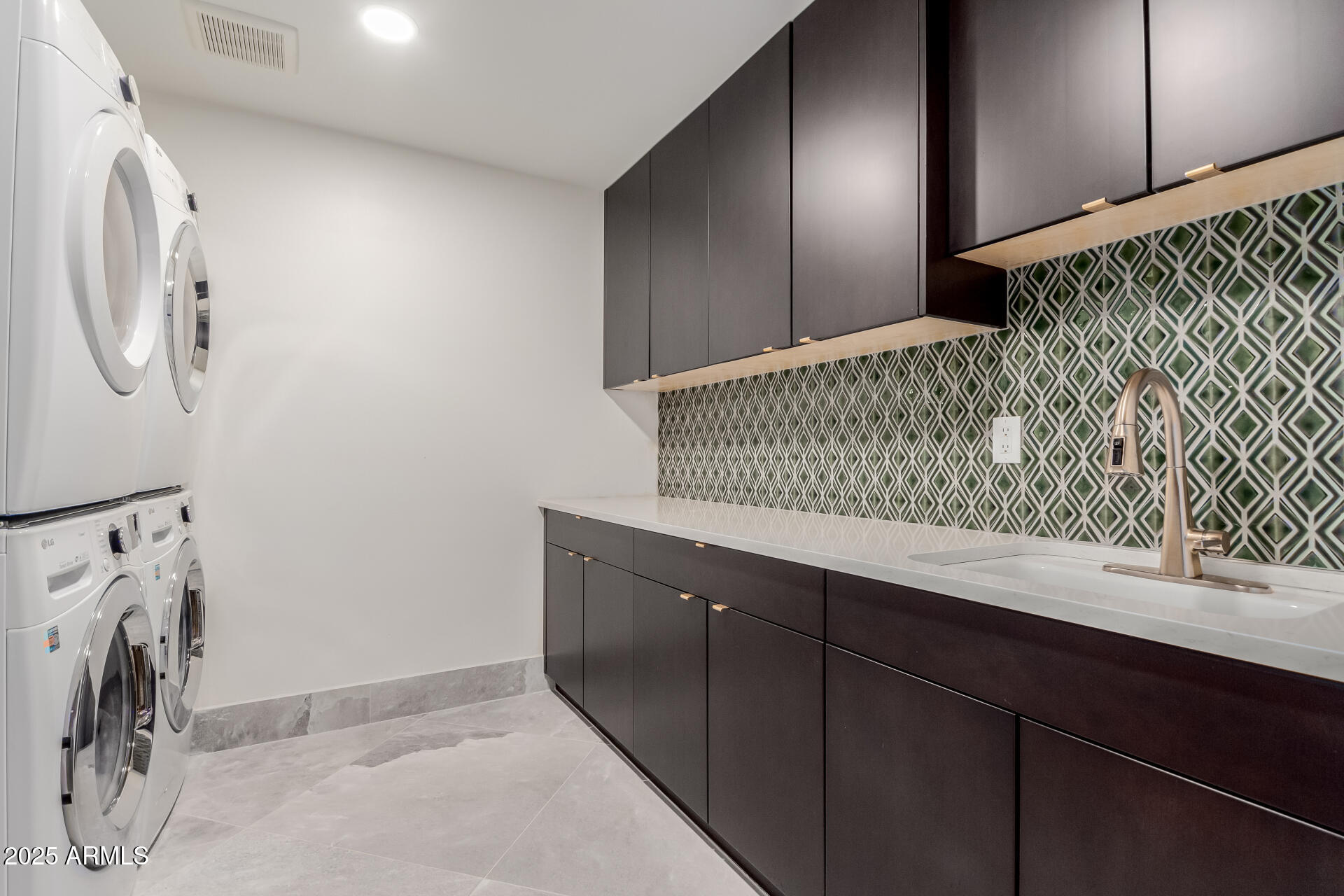 CAMELBACK HEIGHTS - Residential