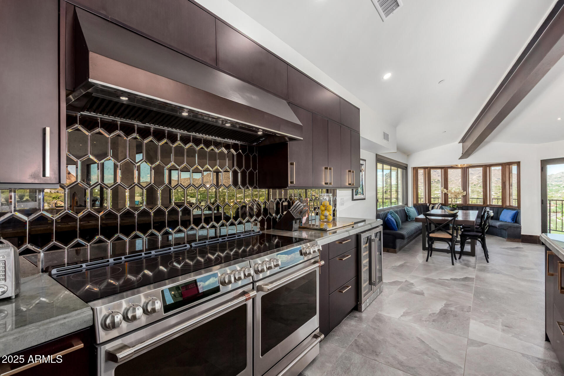 CAMELBACK HEIGHTS - Residential