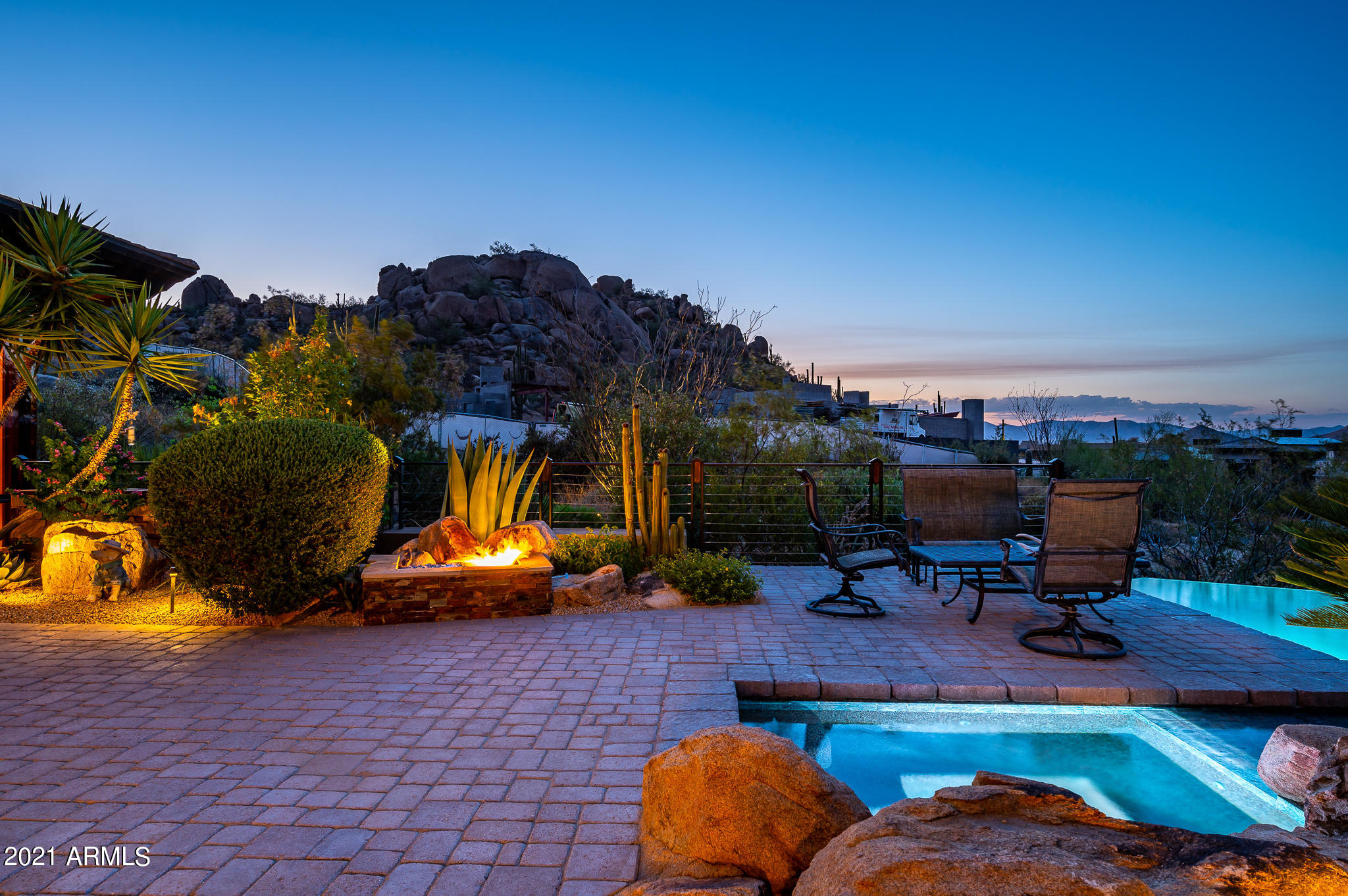 ESTANCIA - Residential