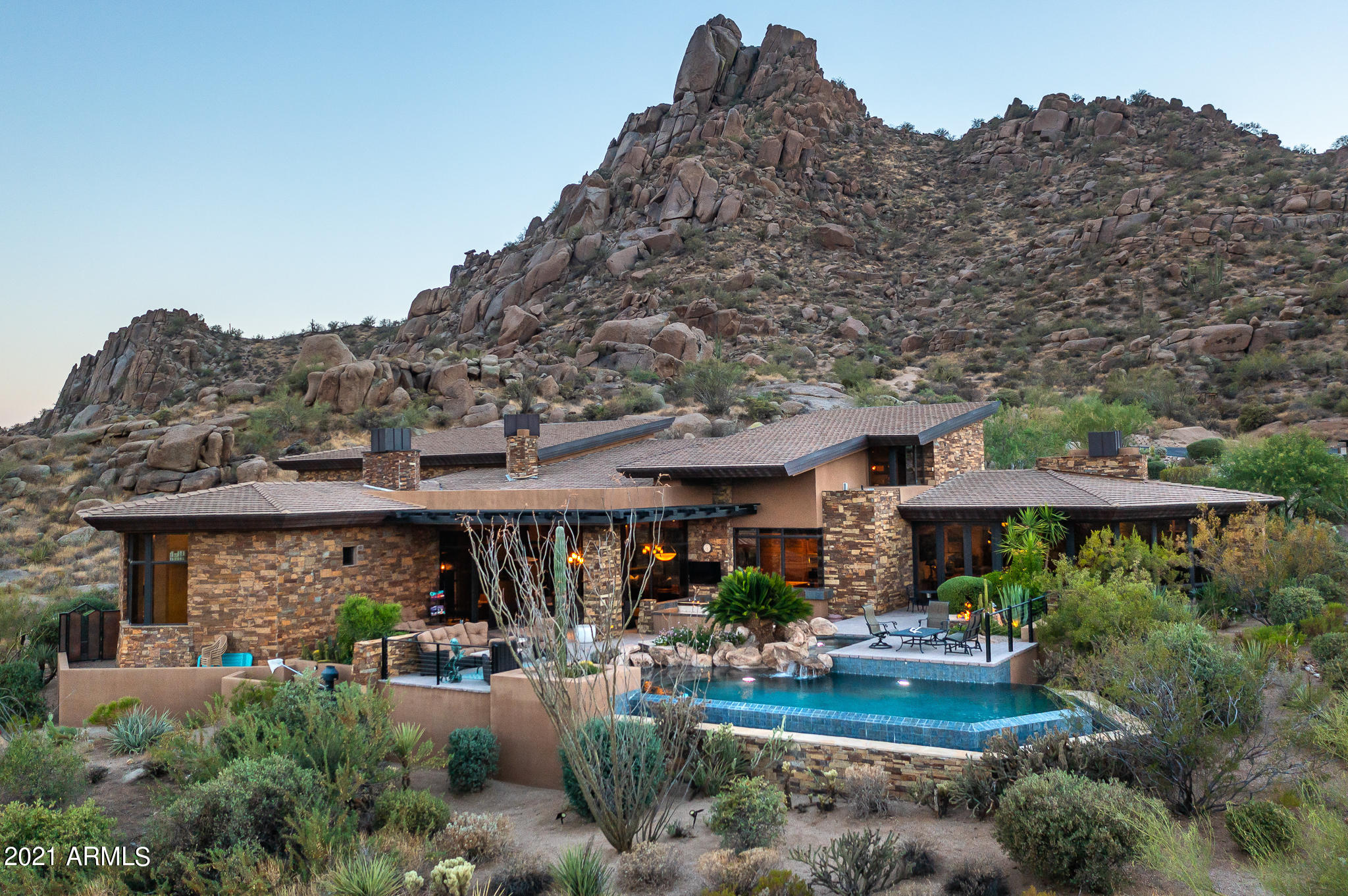 ESTANCIA - Residential