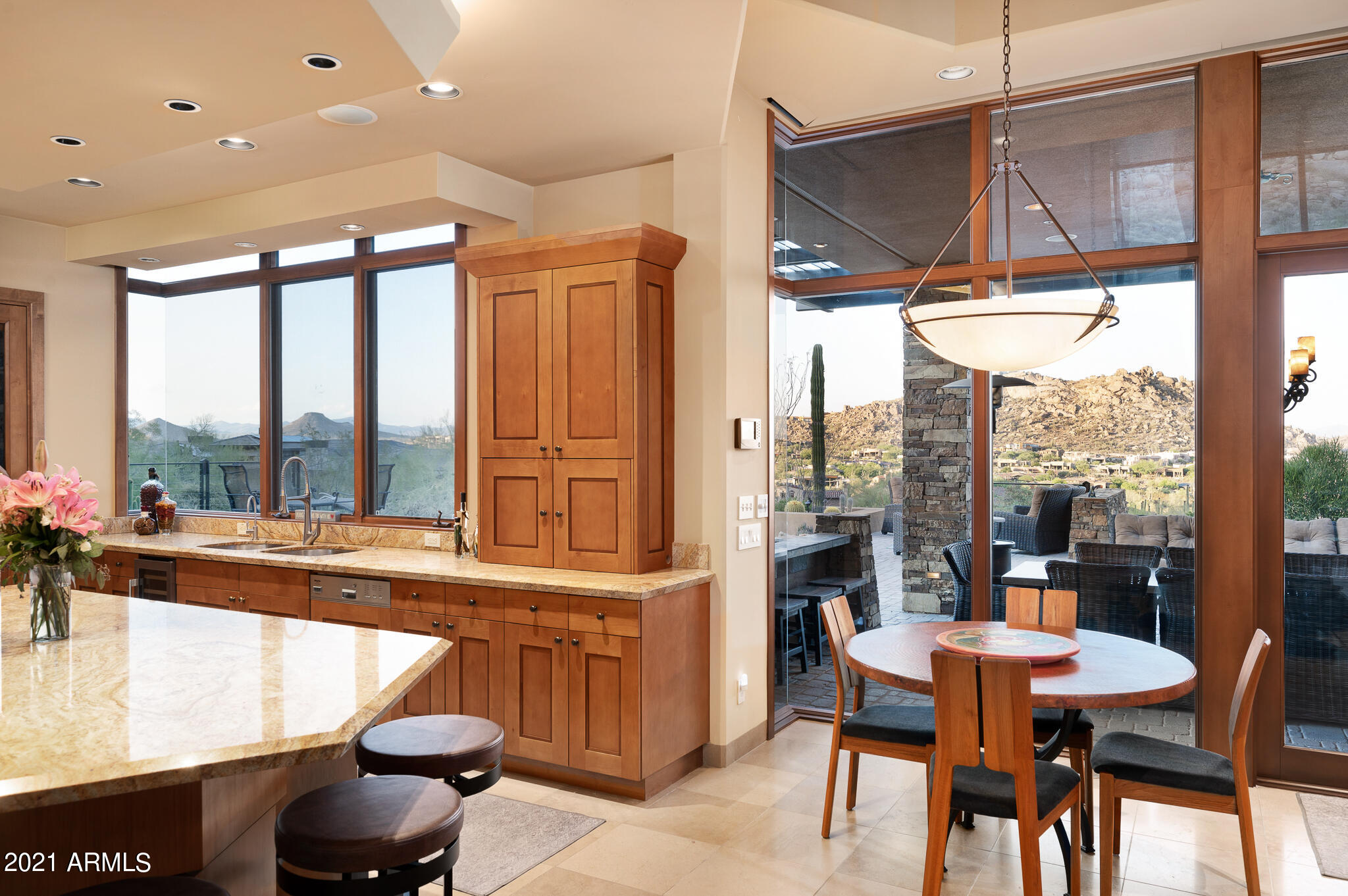 ESTANCIA - Residential