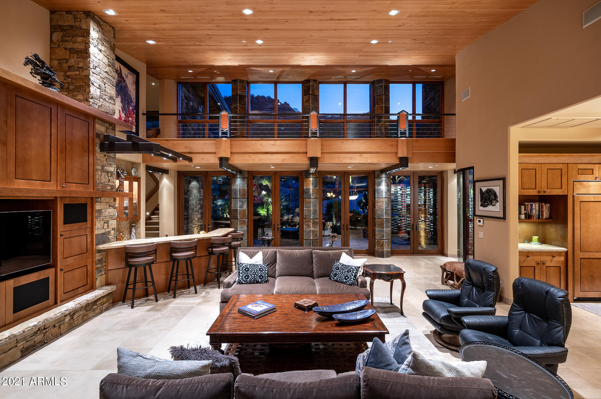 ESTANCIA - Residential