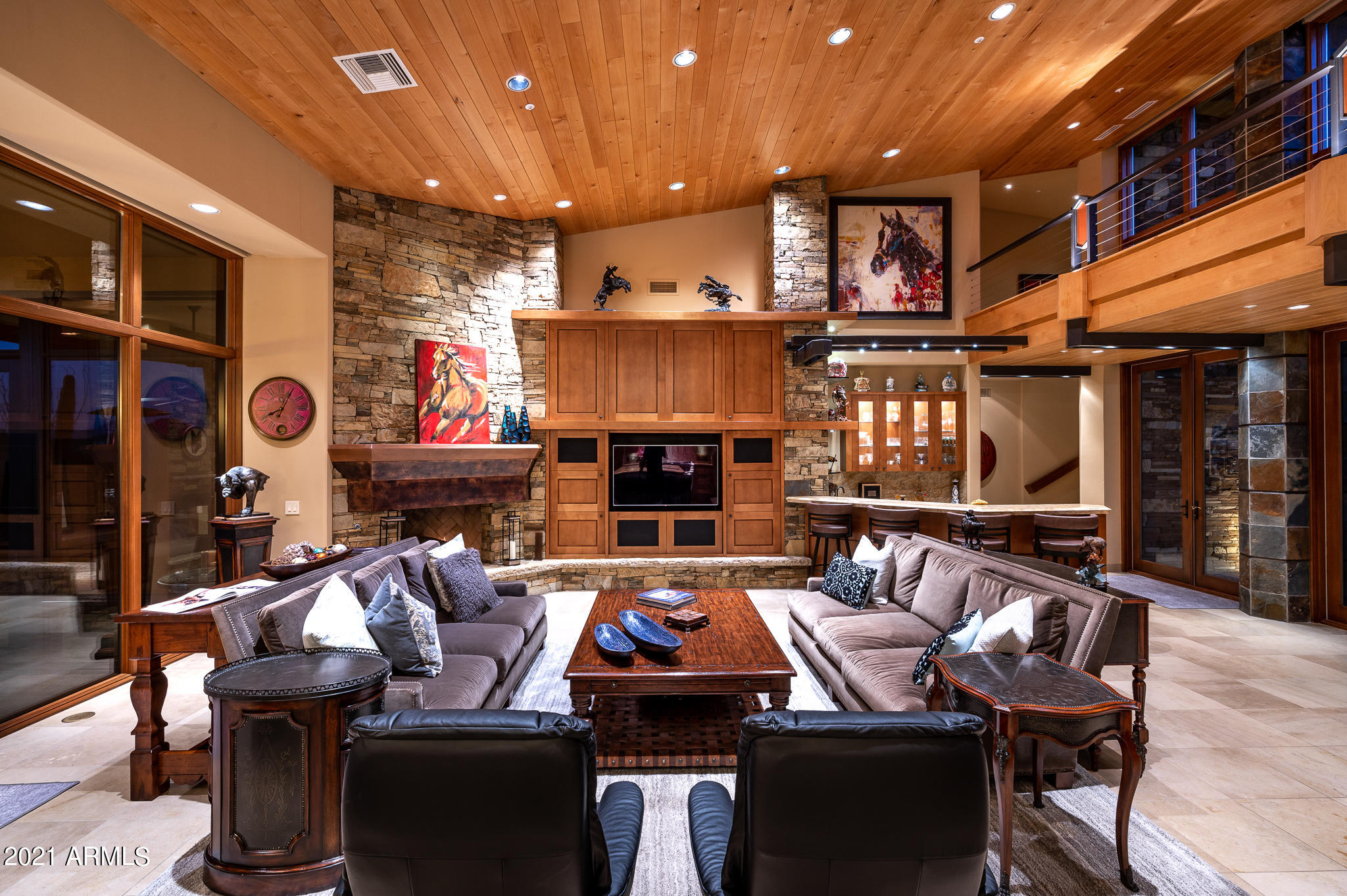 ESTANCIA - Residential
