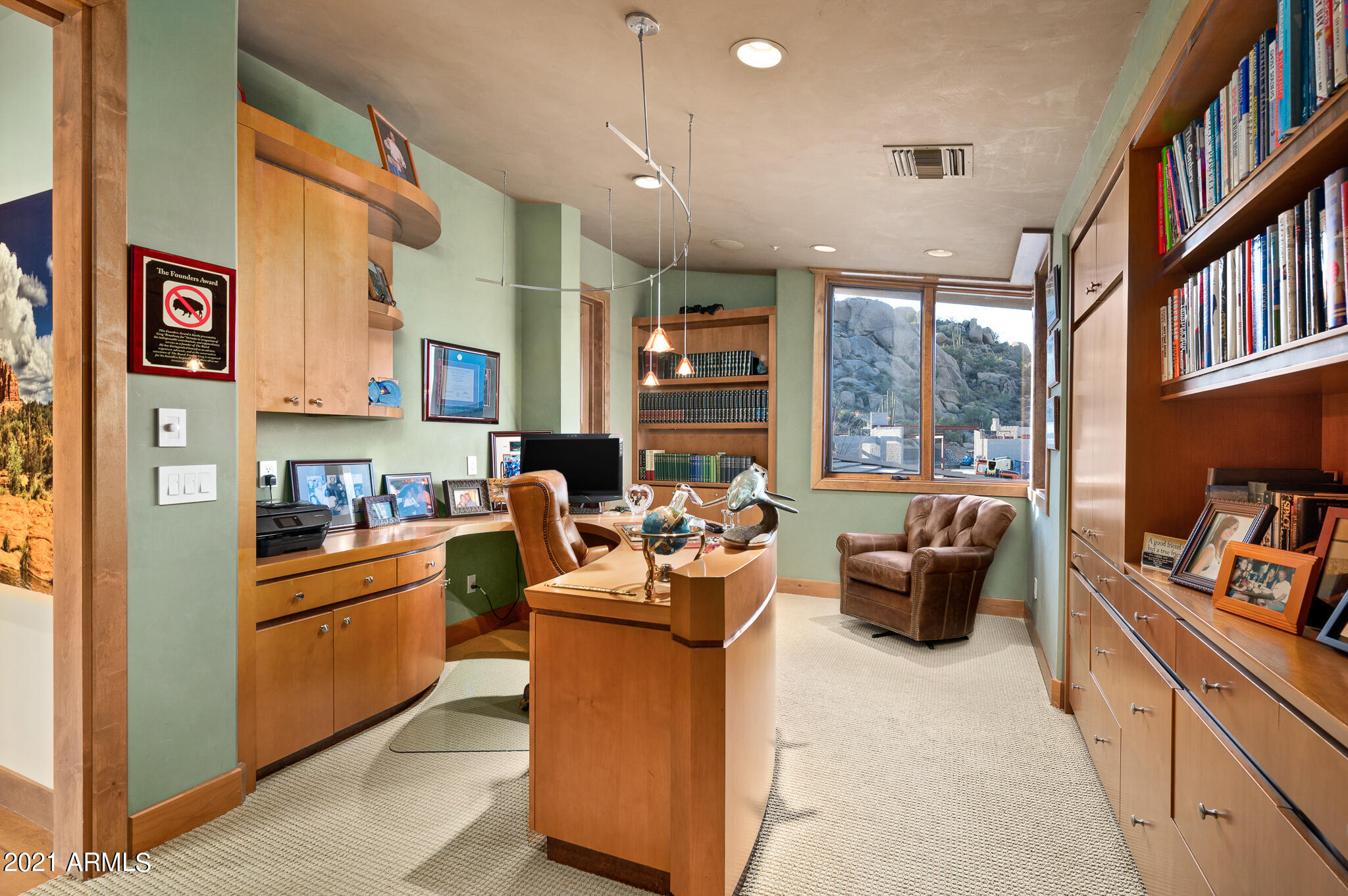 ESTANCIA - Residential