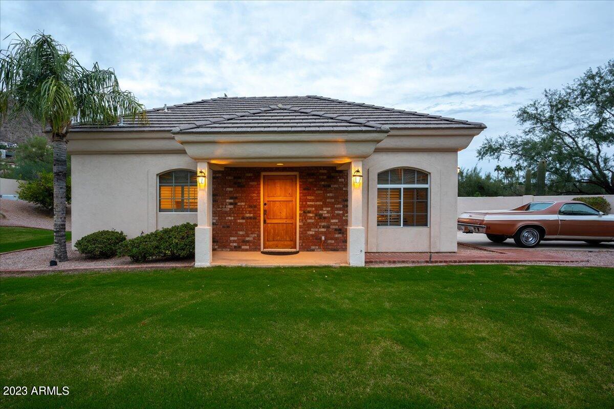 ROYAL PALM ESTATES - Residential