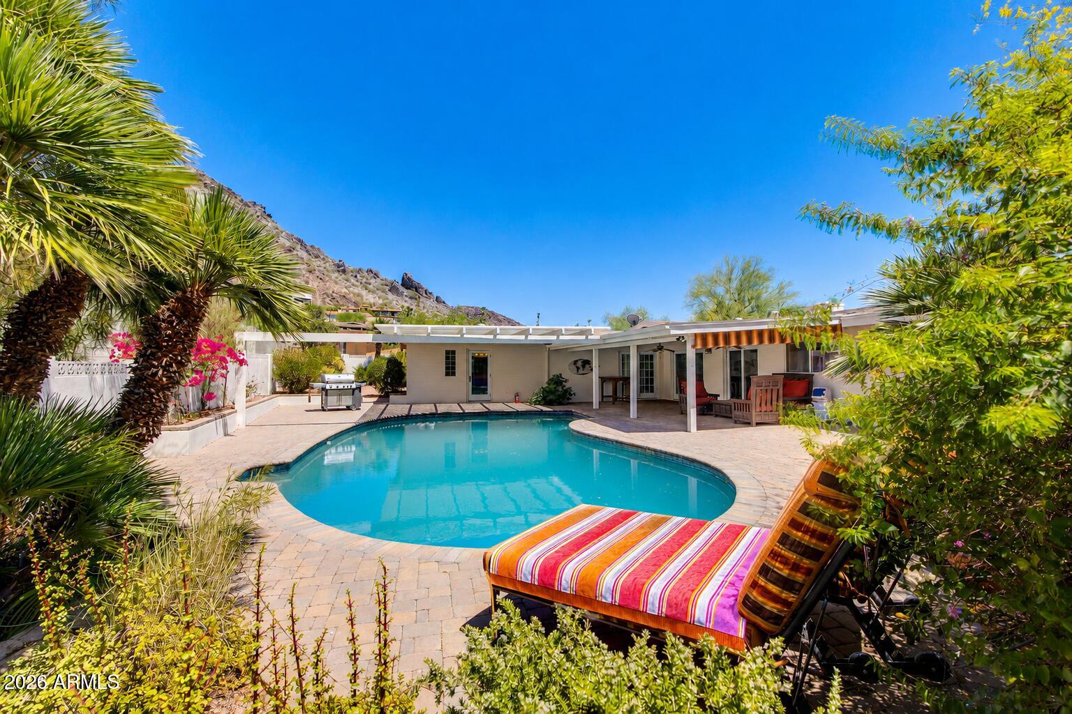 HILLS OF THE DESERT - Residential