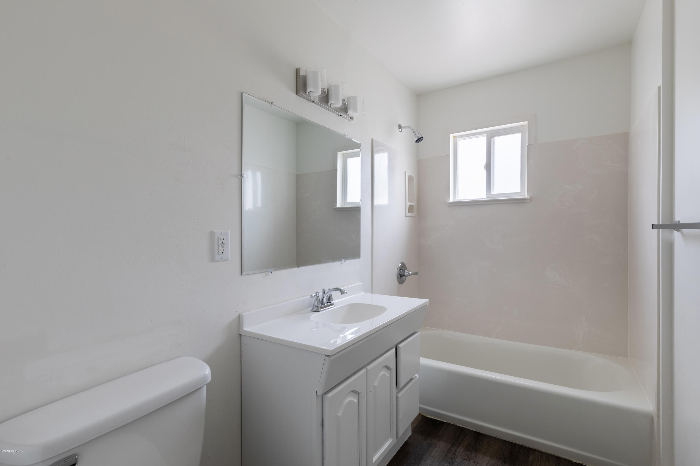 CAPRI CONDOMINIUM - Residential Income