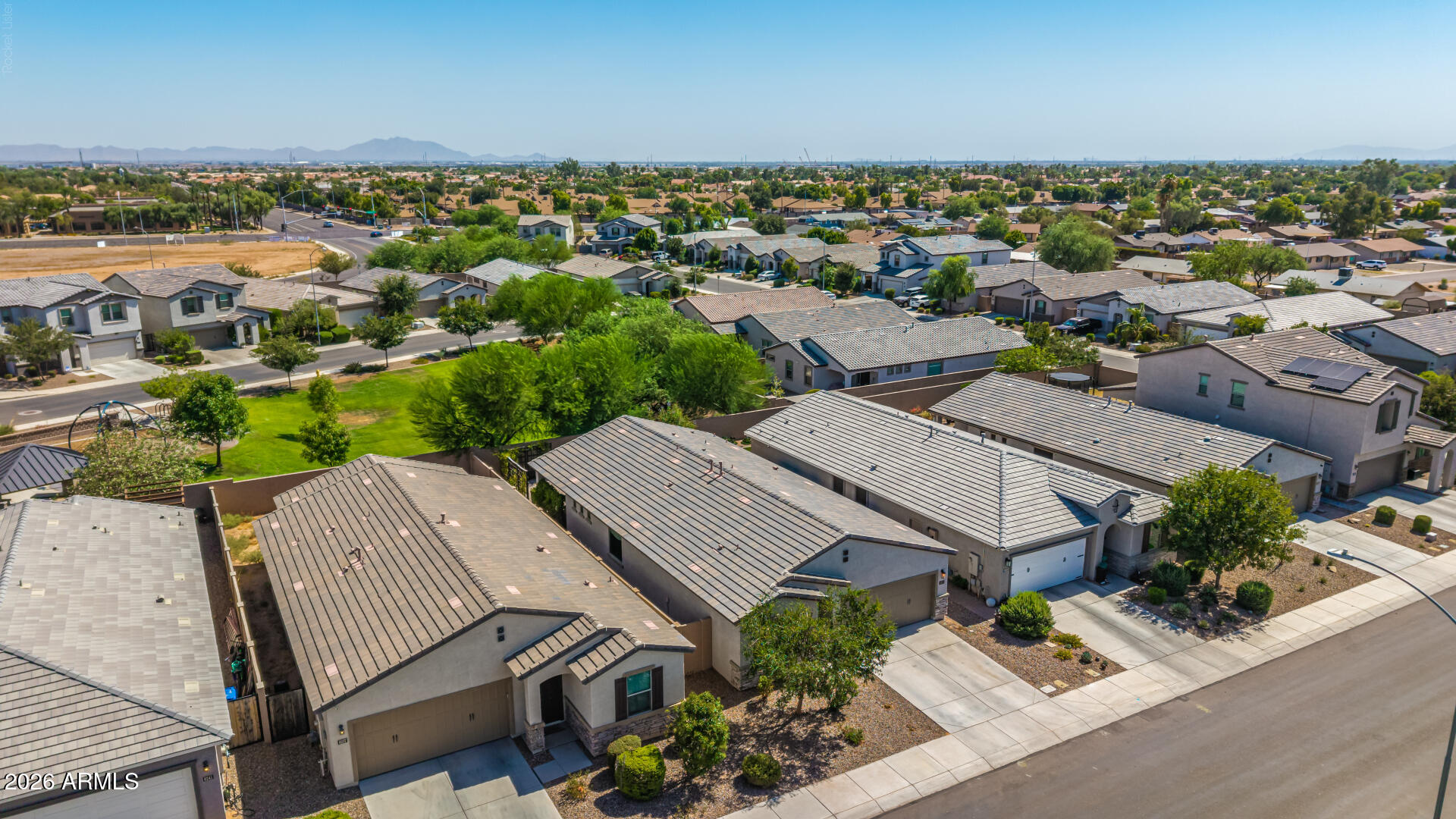 HERITAGE CROSSING - Residential