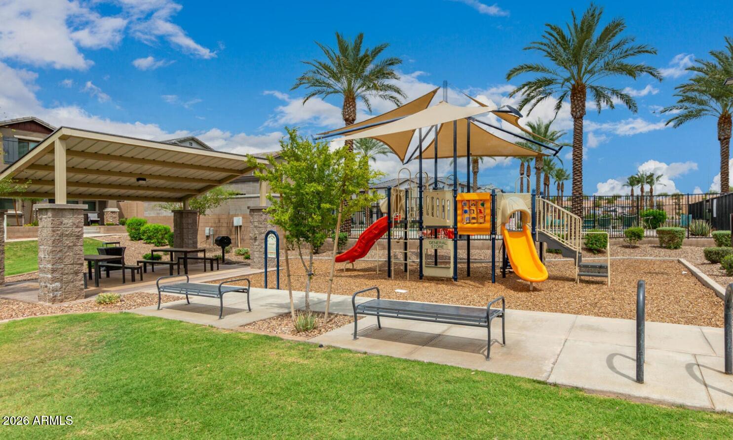 HERITAGE CROSSING - Residential