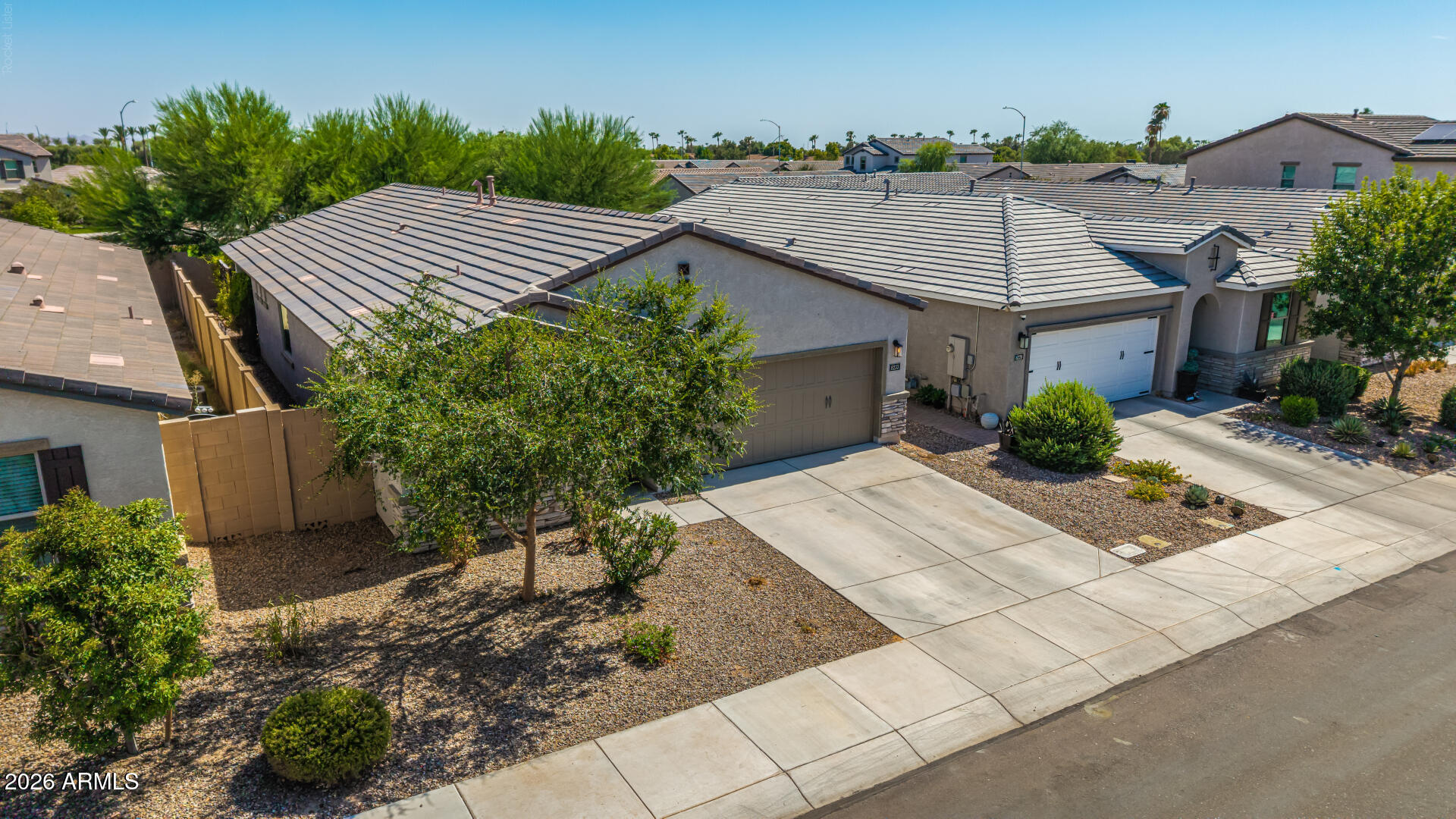 HERITAGE CROSSING - Residential