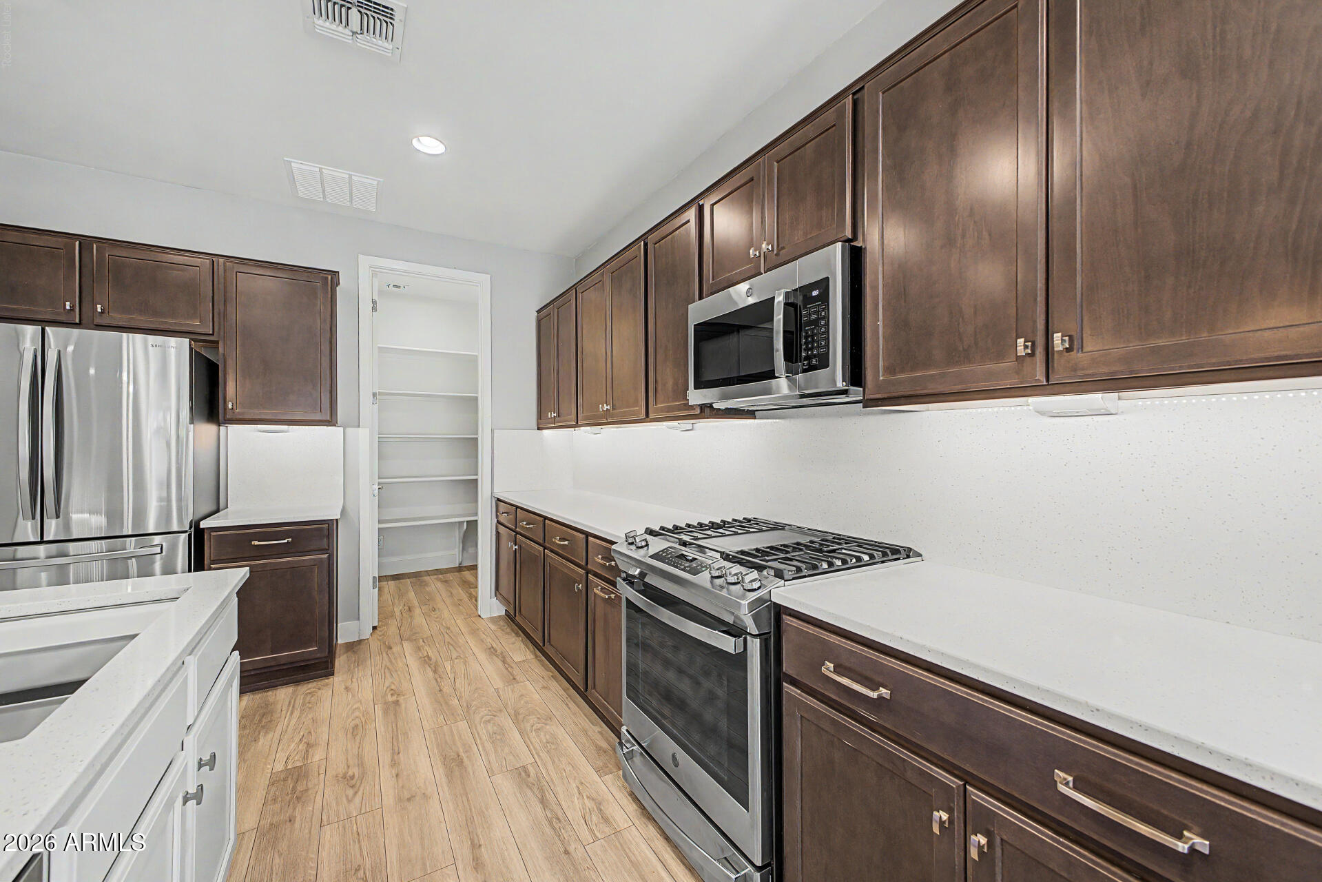 HERITAGE CROSSING - Residential