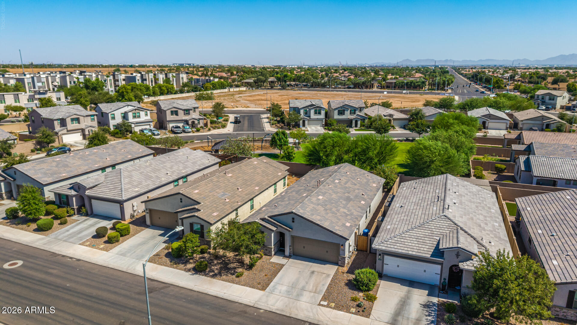 HERITAGE CROSSING - Residential