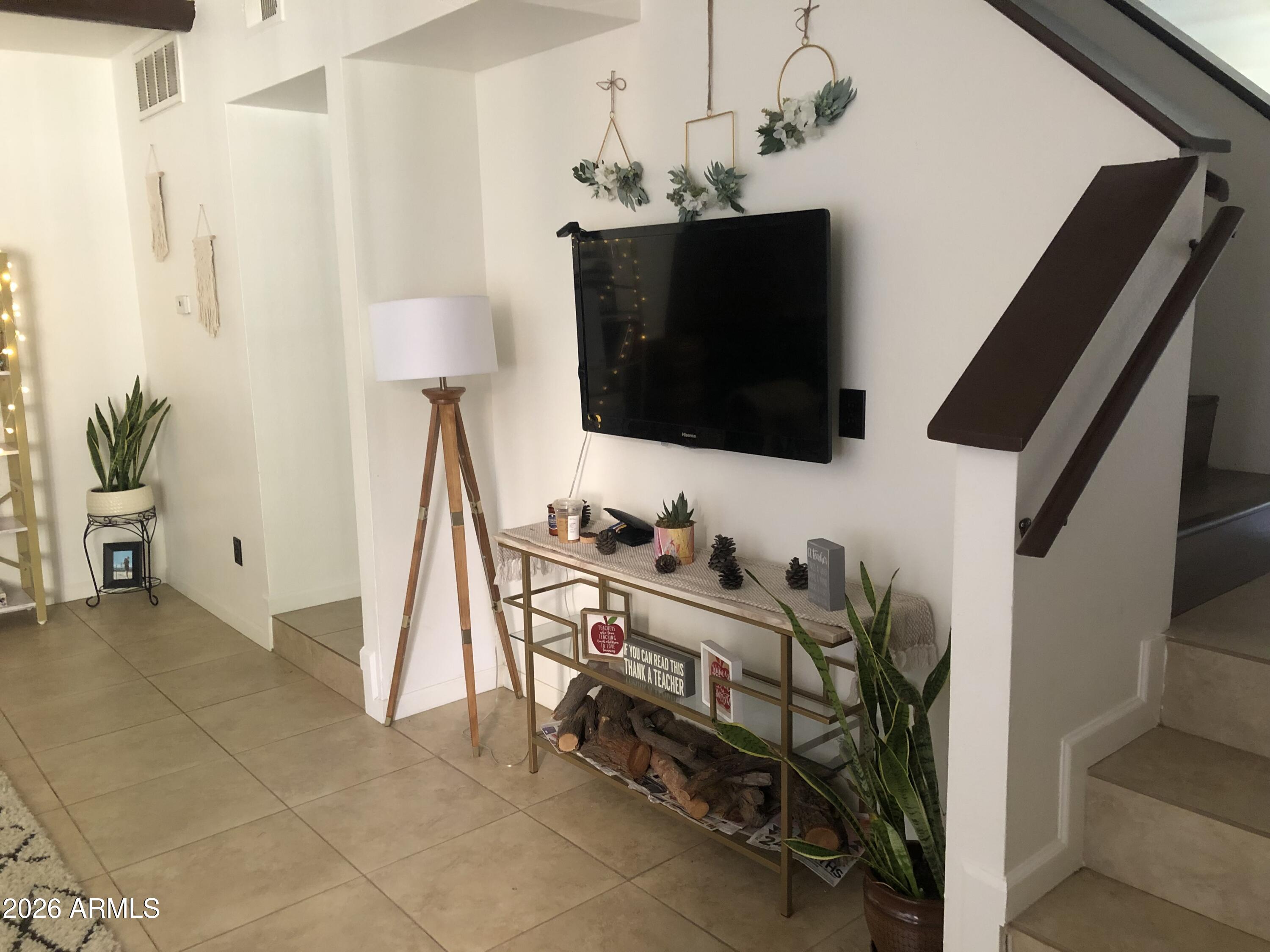 LAS CASAS CONDOMINIUM UNIT 1-28 - Residential