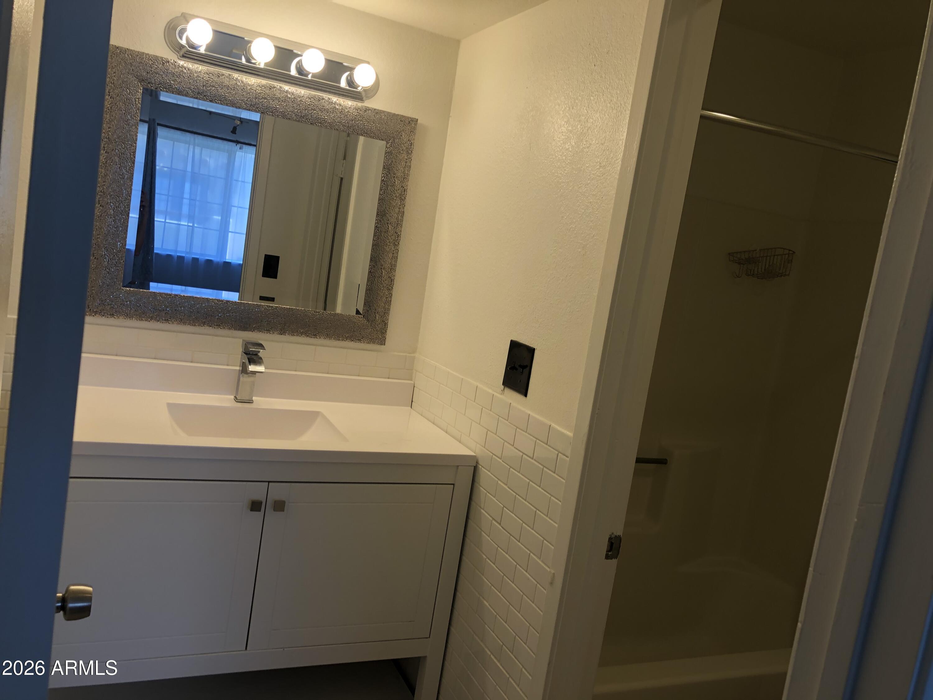 LAS CASAS CONDOMINIUM UNIT 1-28 - Residential