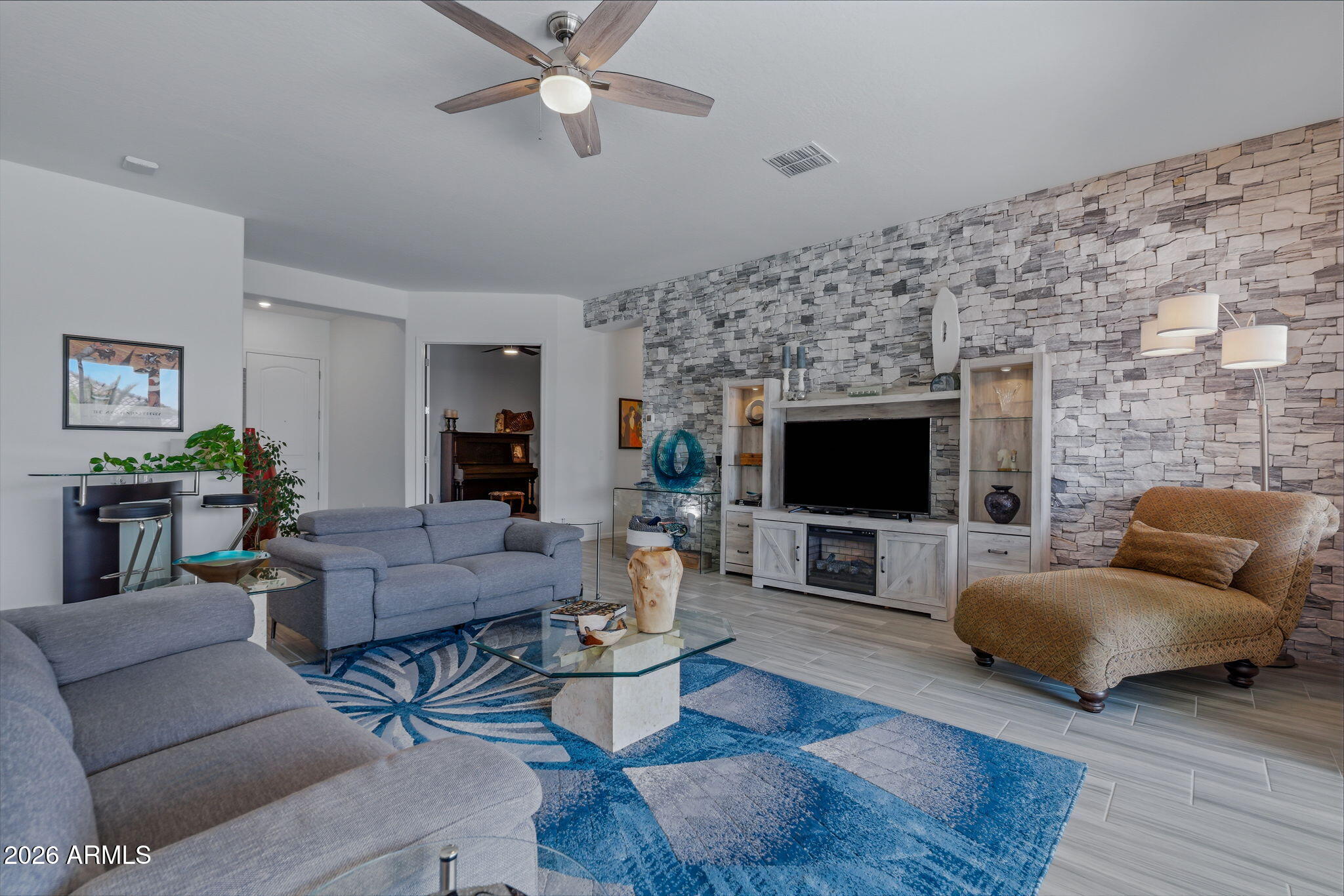 ASANTE PHASE 1 UNIT 4 - Residential