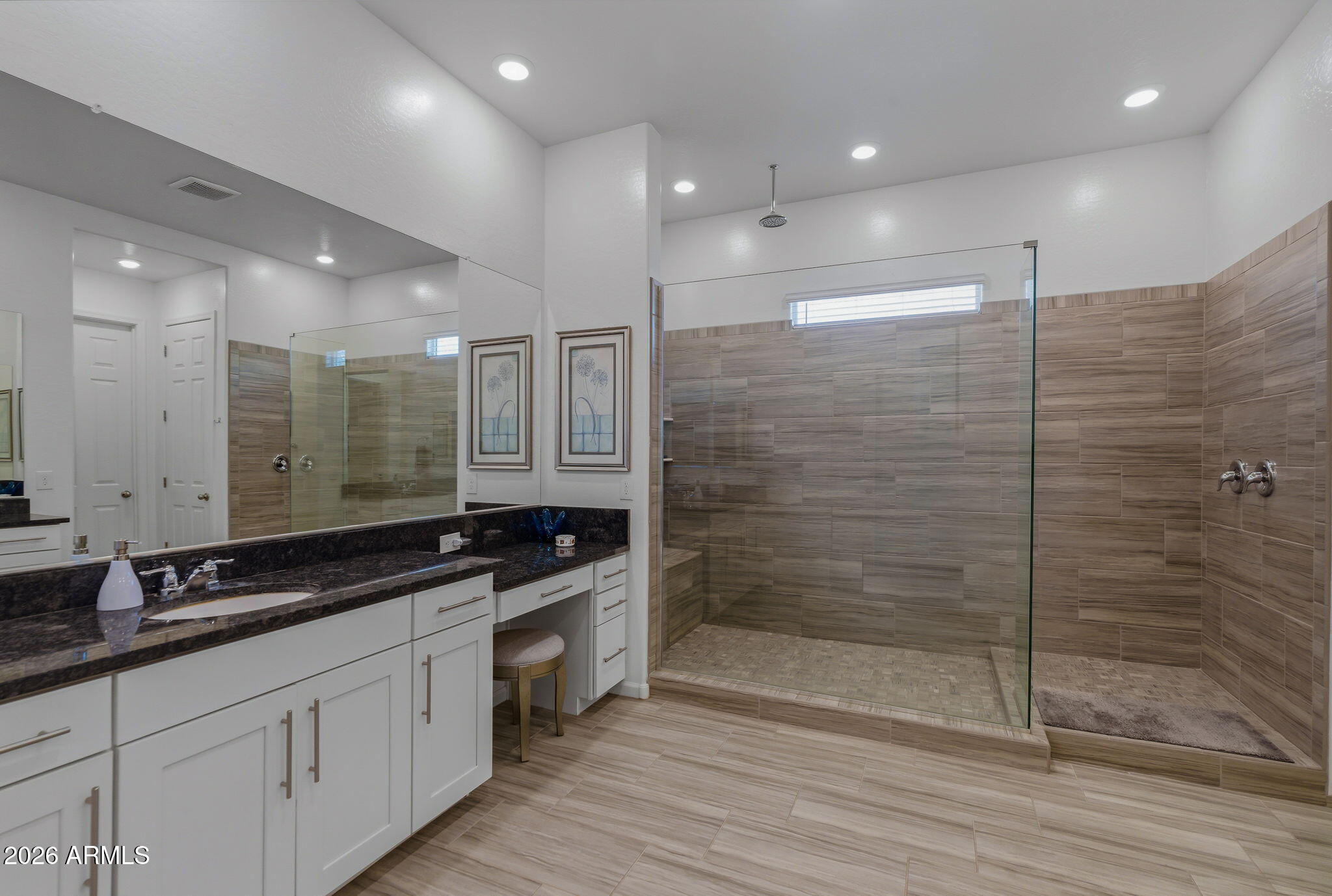 ASANTE PHASE 1 UNIT 4 - Residential