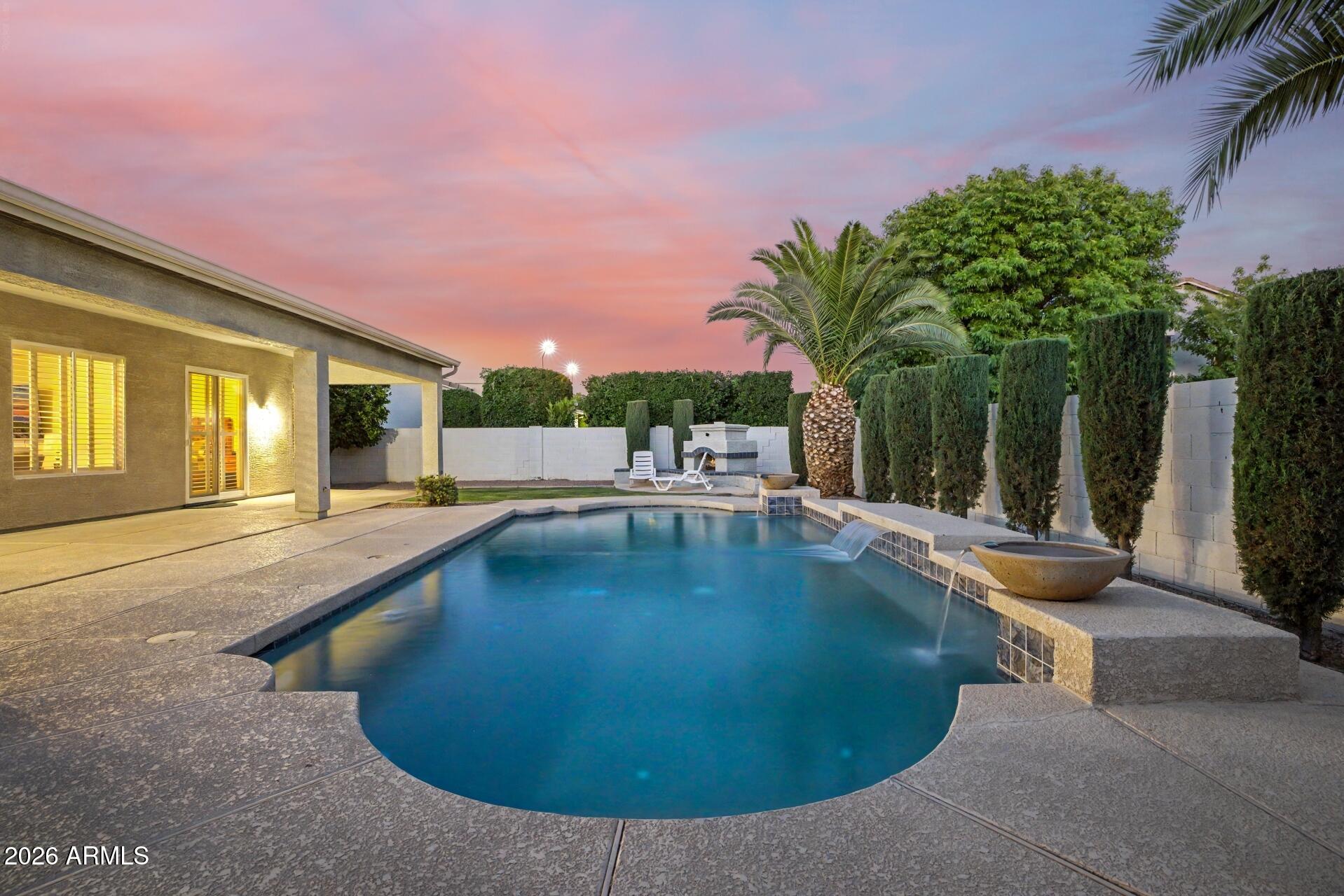 HIGLEY GROVES WEST - Residential