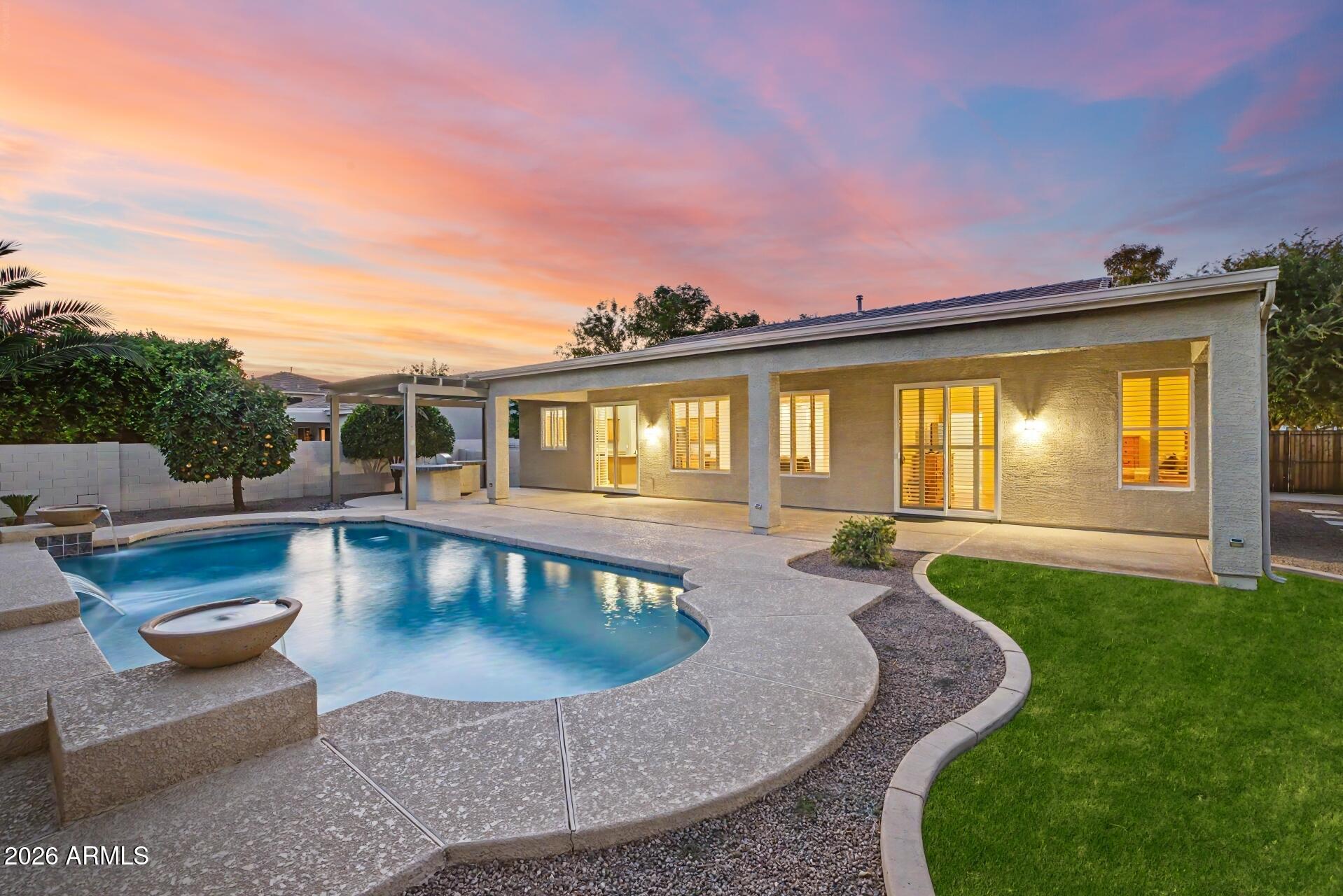 HIGLEY GROVES WEST - Residential