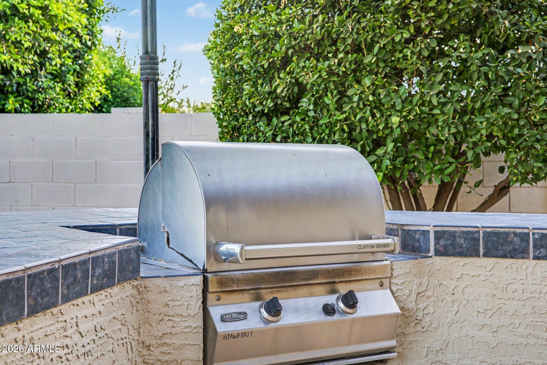 HIGLEY GROVES WEST - Residential