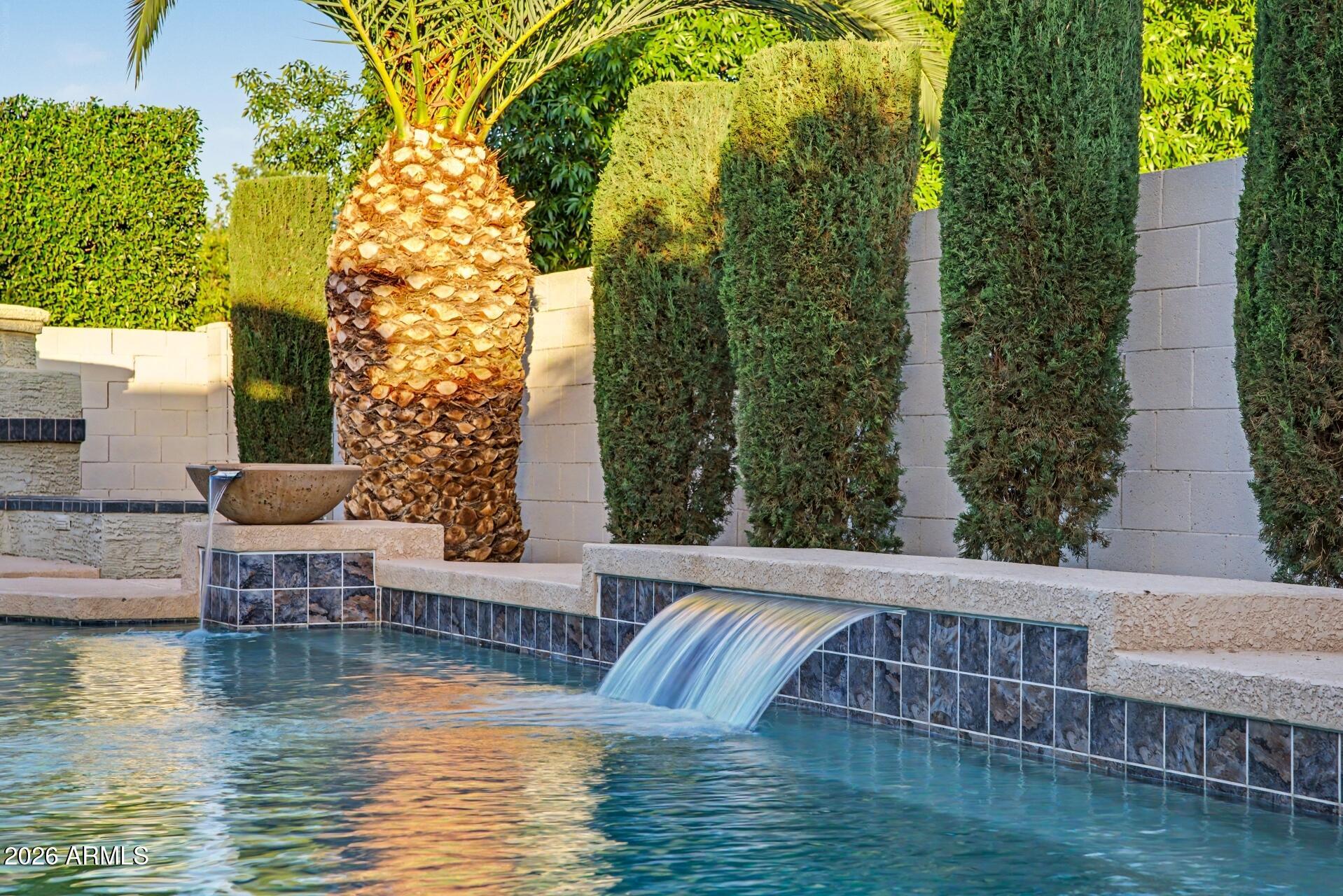 HIGLEY GROVES WEST - Residential