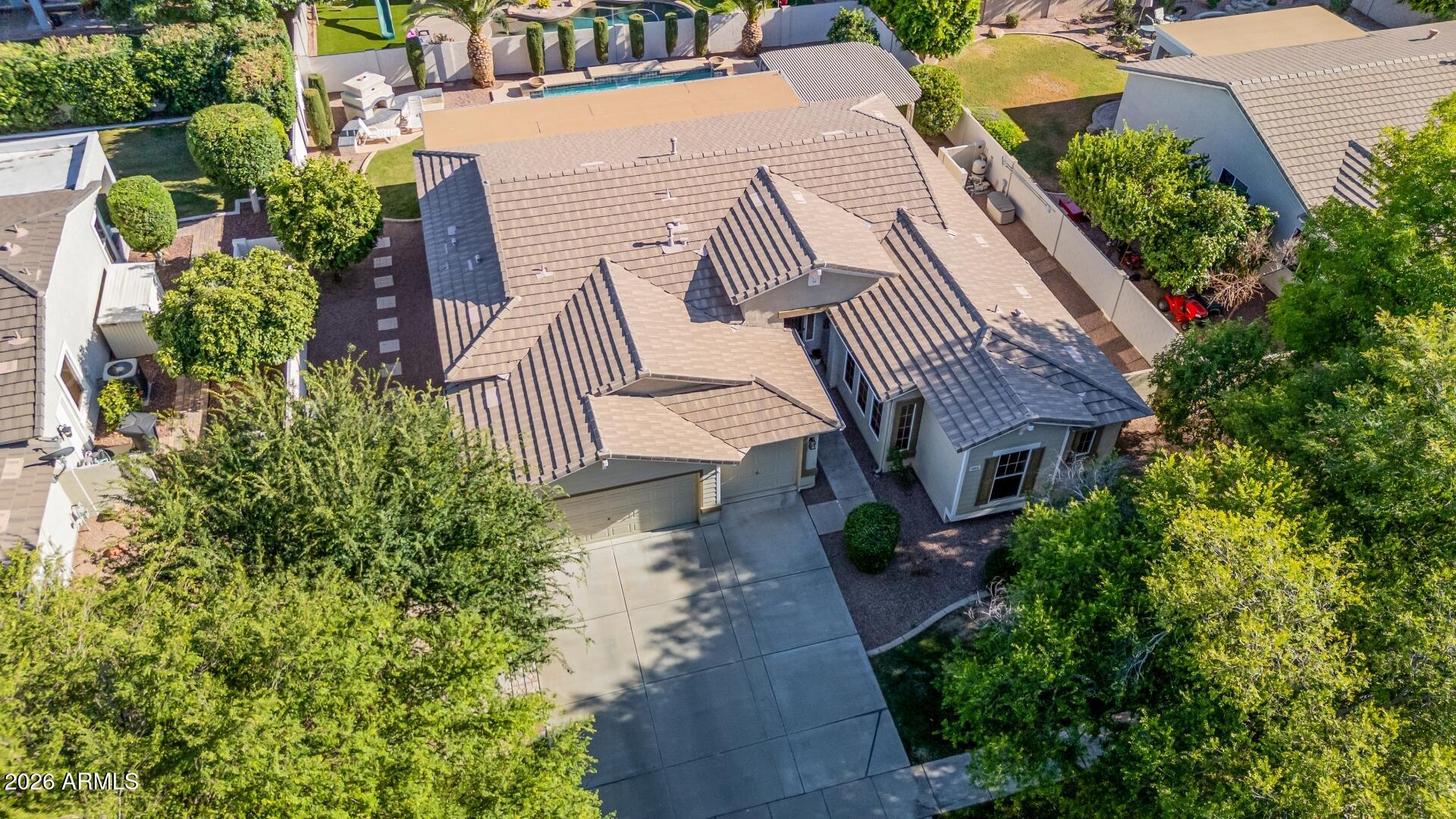 HIGLEY GROVES WEST - Residential