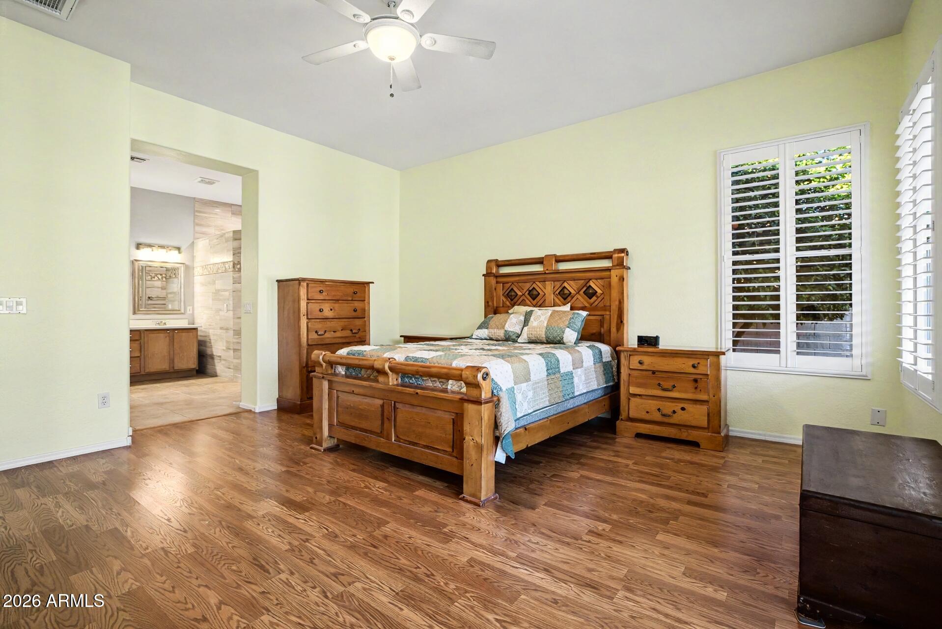 HIGLEY GROVES WEST - Residential