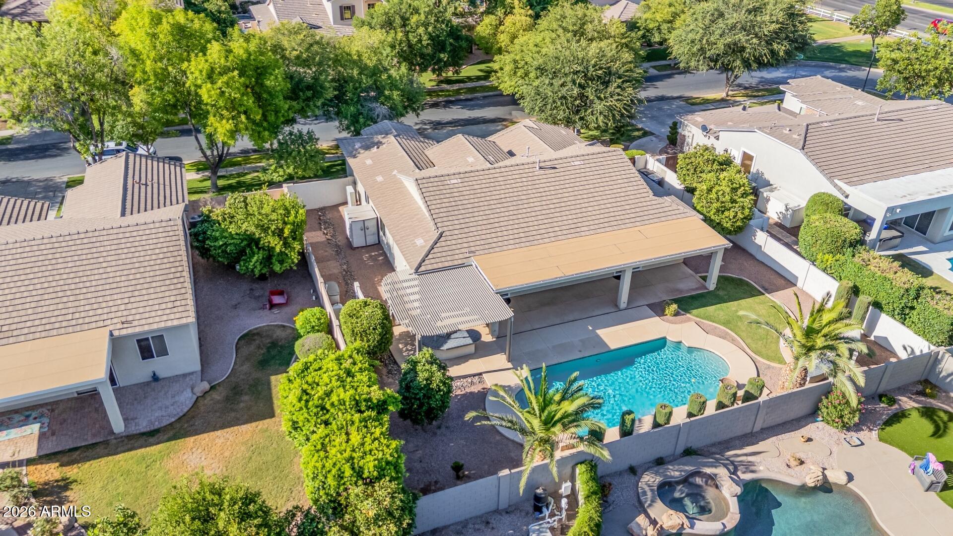 HIGLEY GROVES WEST - Residential