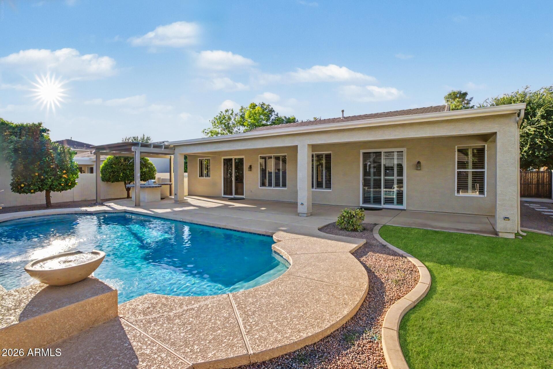 HIGLEY GROVES WEST - Residential