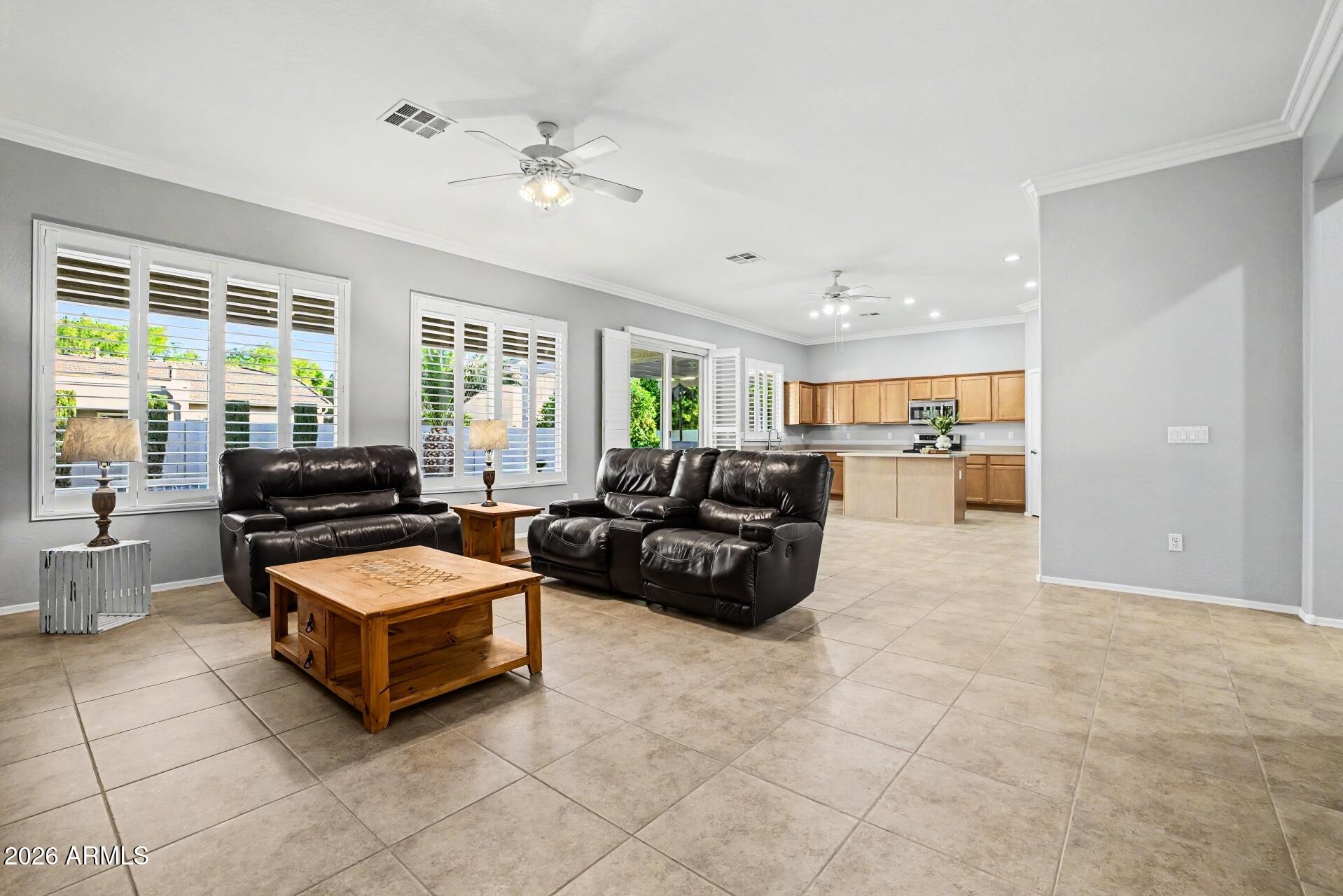 HIGLEY GROVES WEST - Residential