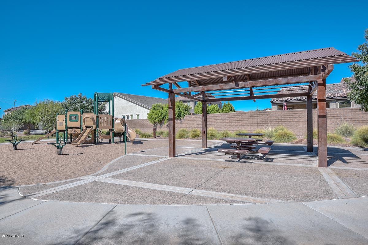 MEADOWS PARCEL 11 - Residential Lease