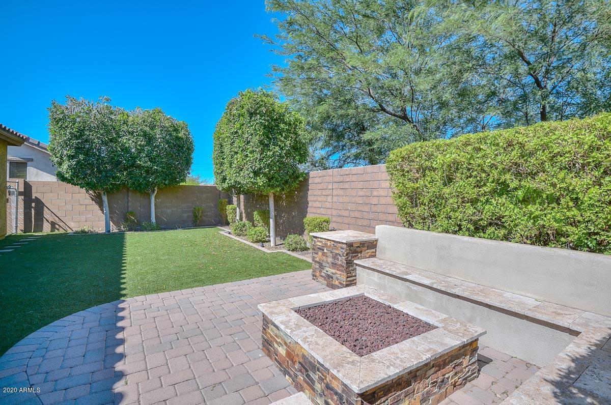MEADOWS PARCEL 11 - Residential Lease