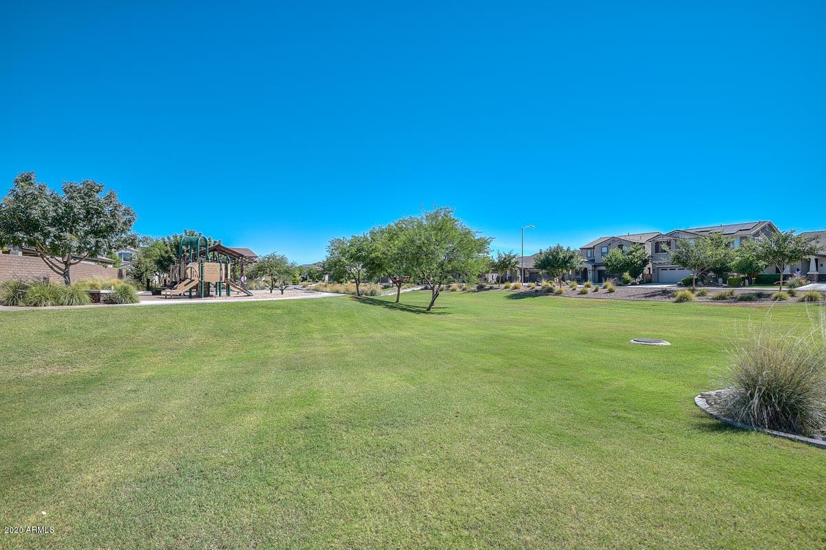 MEADOWS PARCEL 11 - Residential Lease