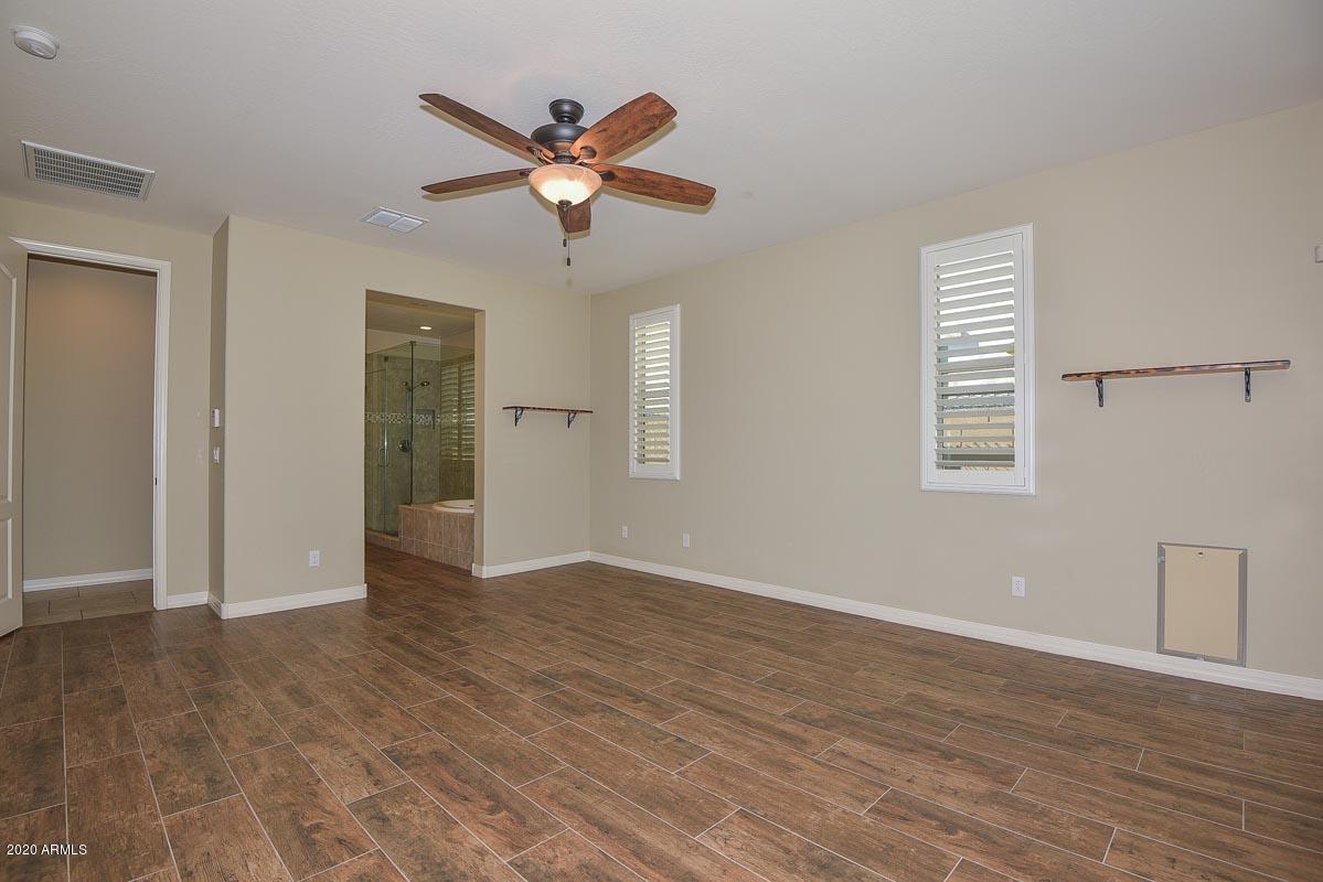 MEADOWS PARCEL 11 - Residential Lease