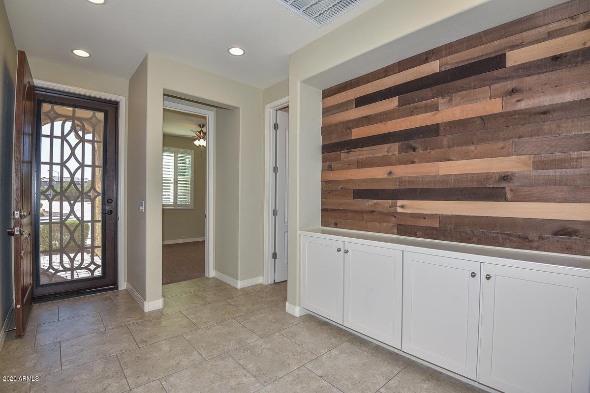 MEADOWS PARCEL 11 - Residential Lease