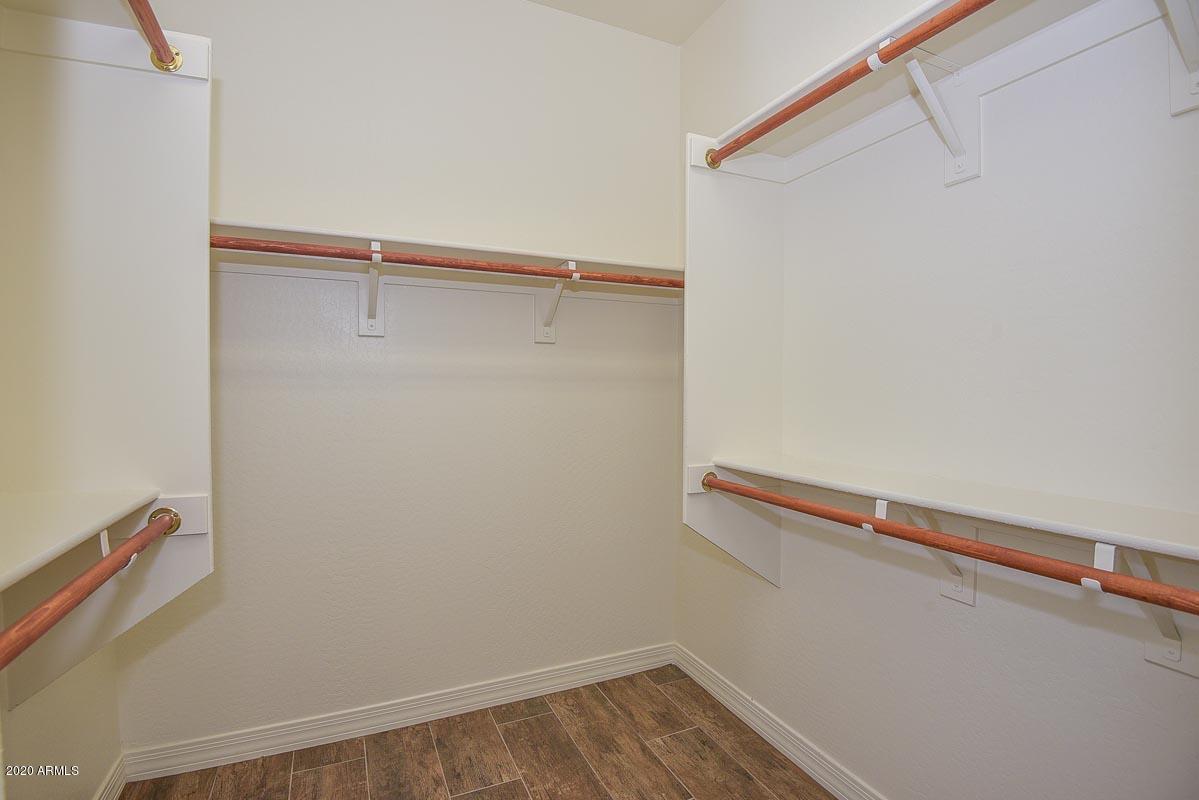 MEADOWS PARCEL 11 - Residential Lease