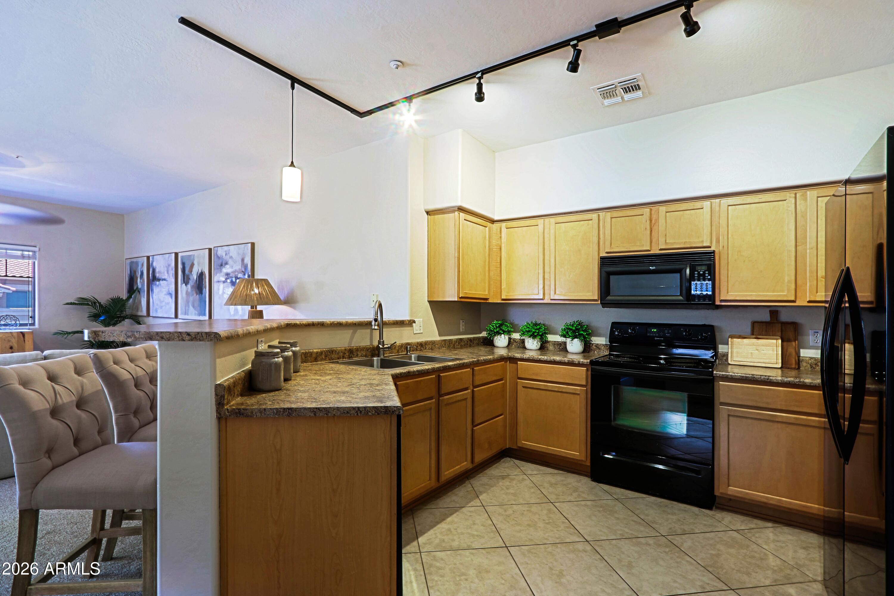 SCOTTSDALE CASITAS CONDOMINIUM - Residential