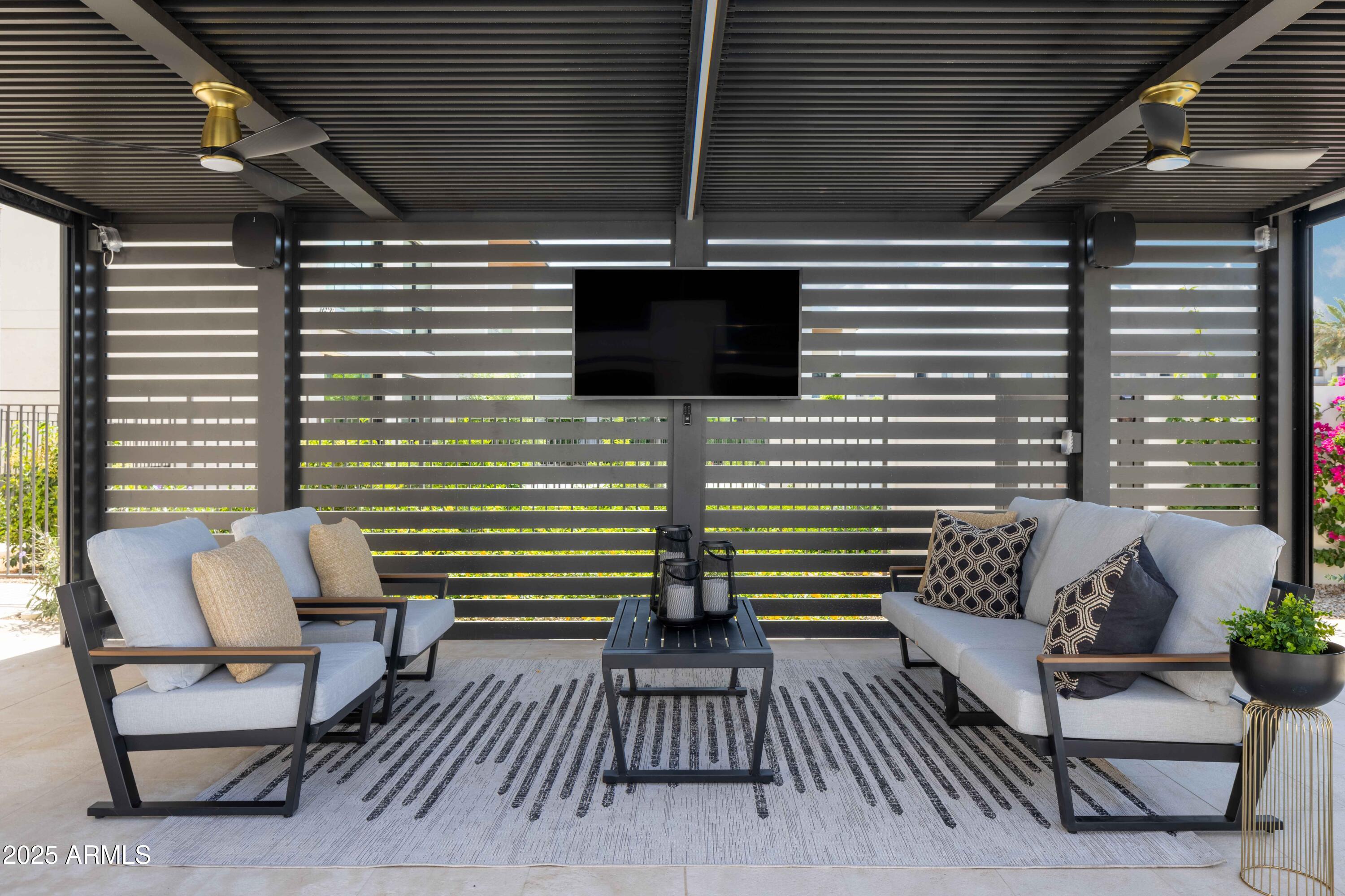7000 EAST LINCOLN VILLAS - Residential