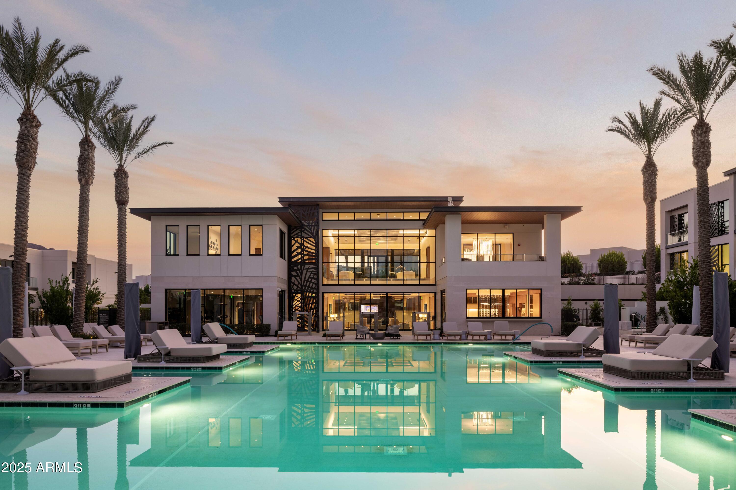 7000 EAST LINCOLN VILLAS - Residential