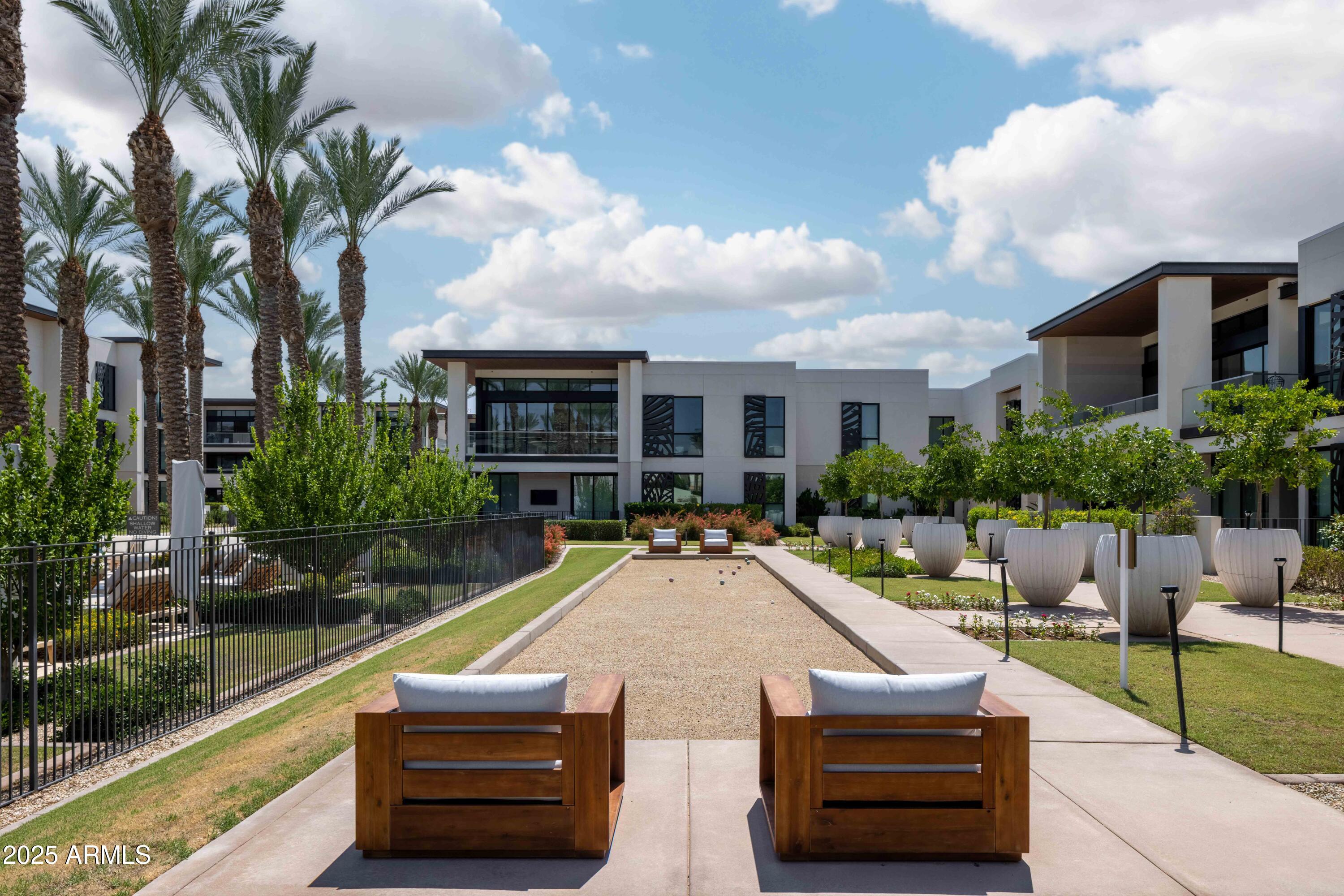 7000 EAST LINCOLN VILLAS - Residential