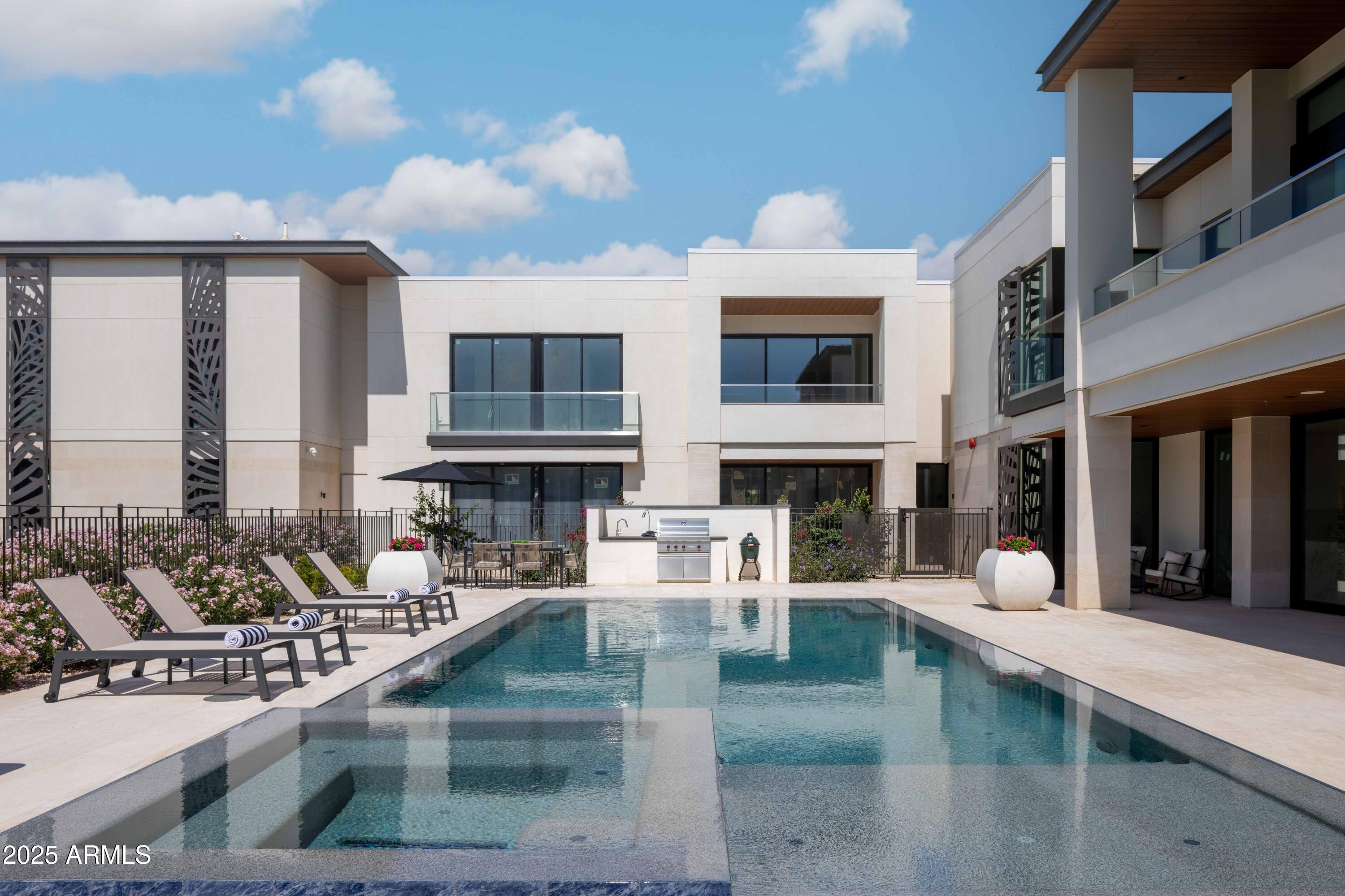 7000 EAST LINCOLN VILLAS - Residential