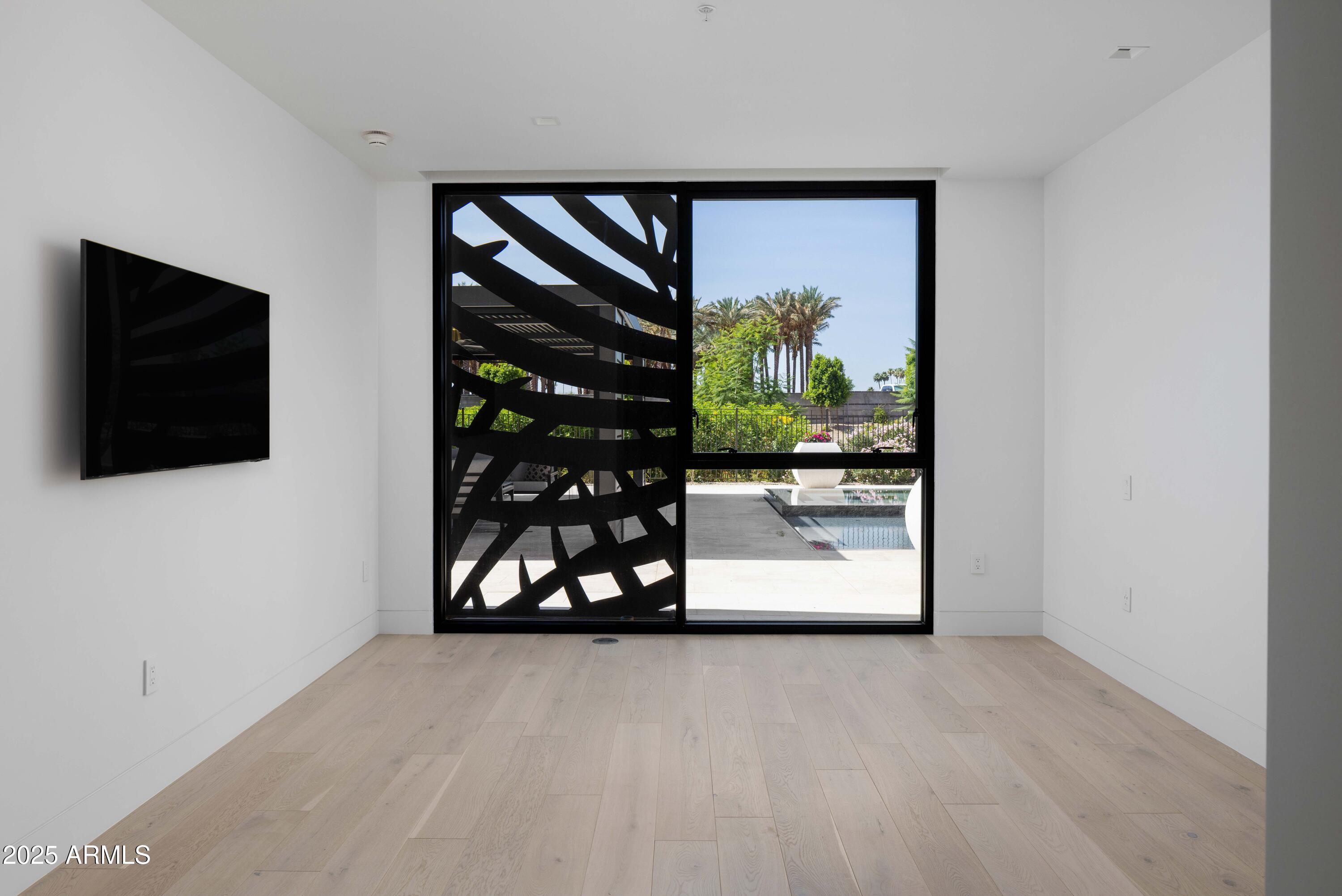 7000 EAST LINCOLN VILLAS - Residential