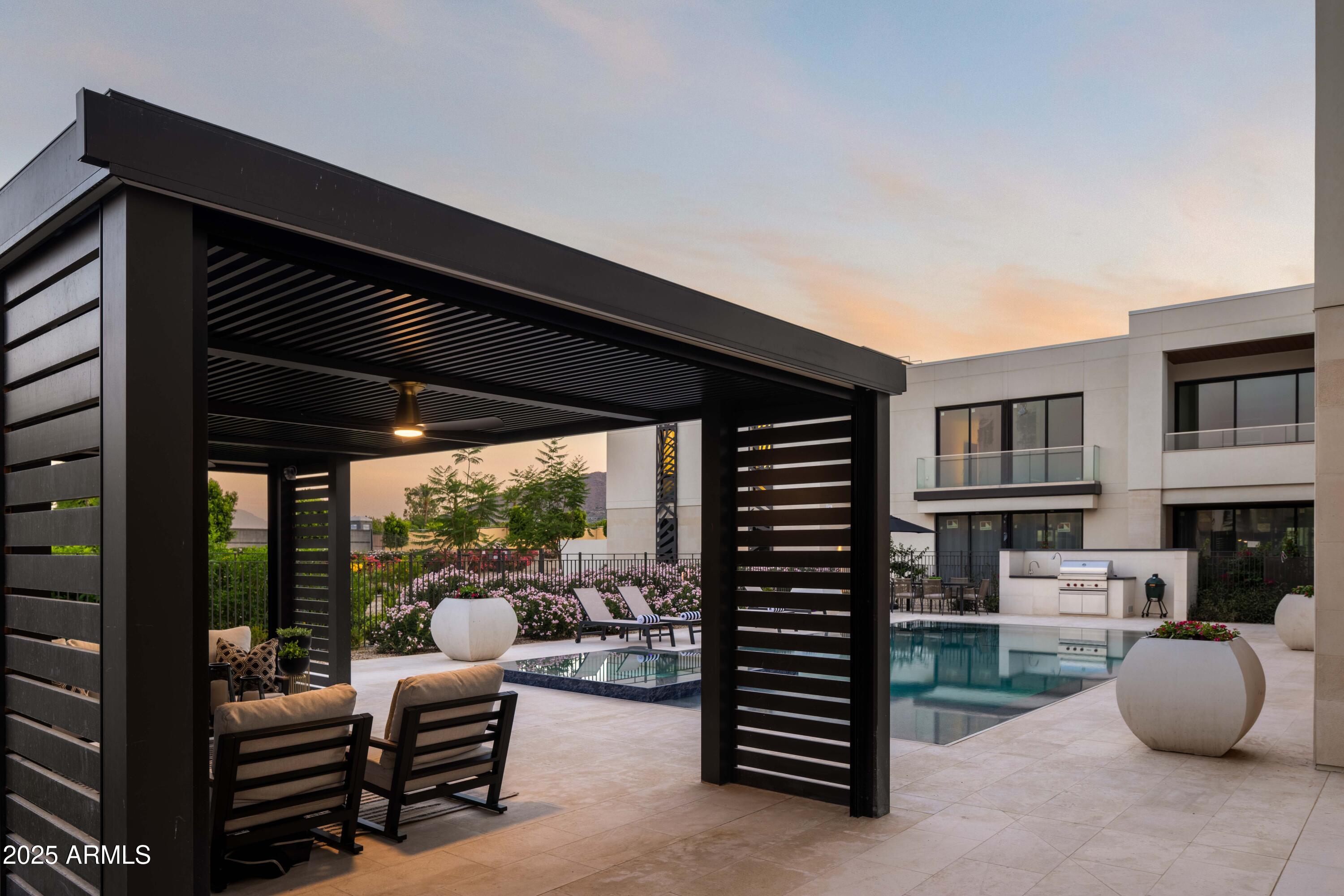 7000 EAST LINCOLN VILLAS - Residential