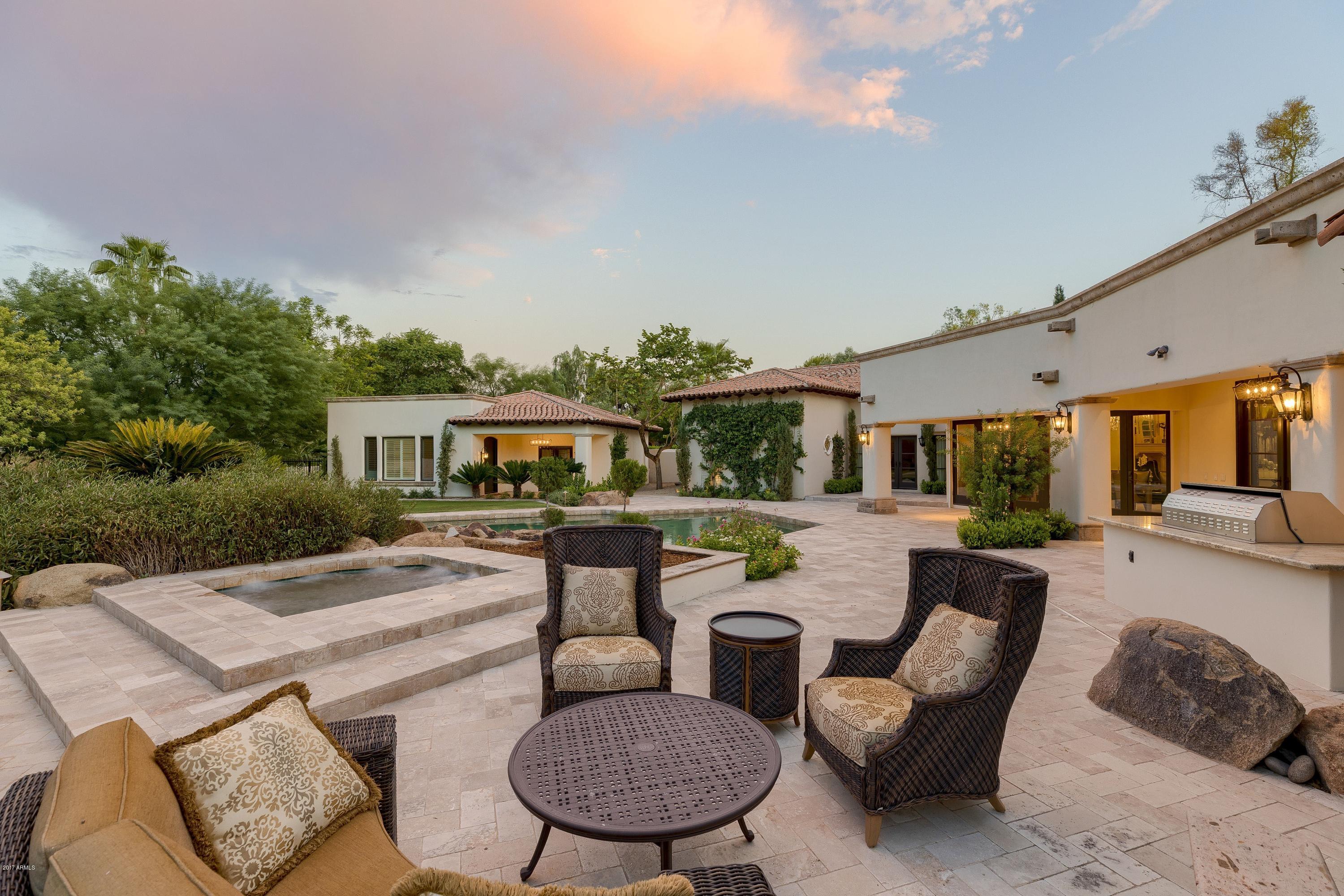 CAMELBACK COUNTRY CLUB ESTATES - Residential