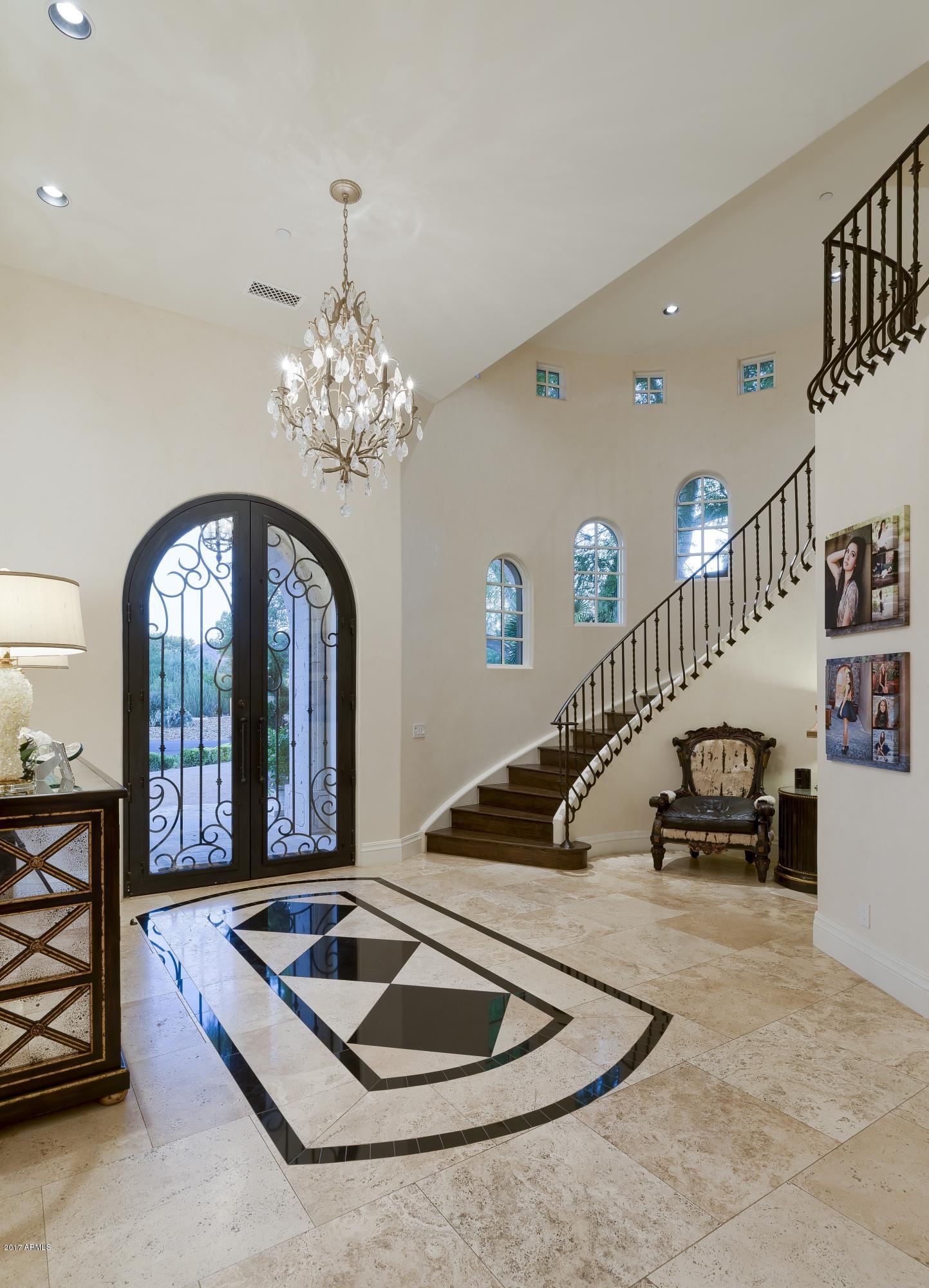 CAMELBACK COUNTRY CLUB ESTATES - Residential